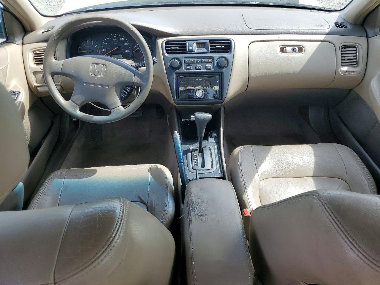 1999 Honda Accord Lx Белый vin: JHMCG6656XC006889