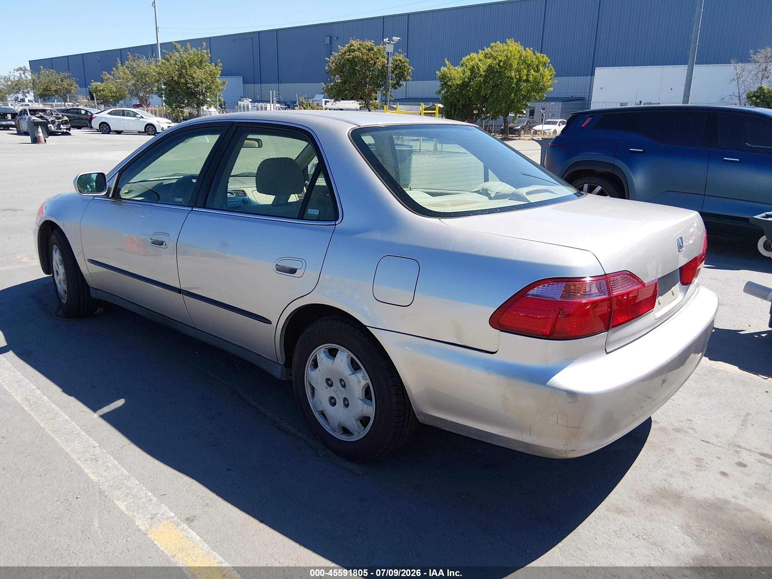 1999 Honda Accord Lx Серебряный vin: JHMCG6656XC024955