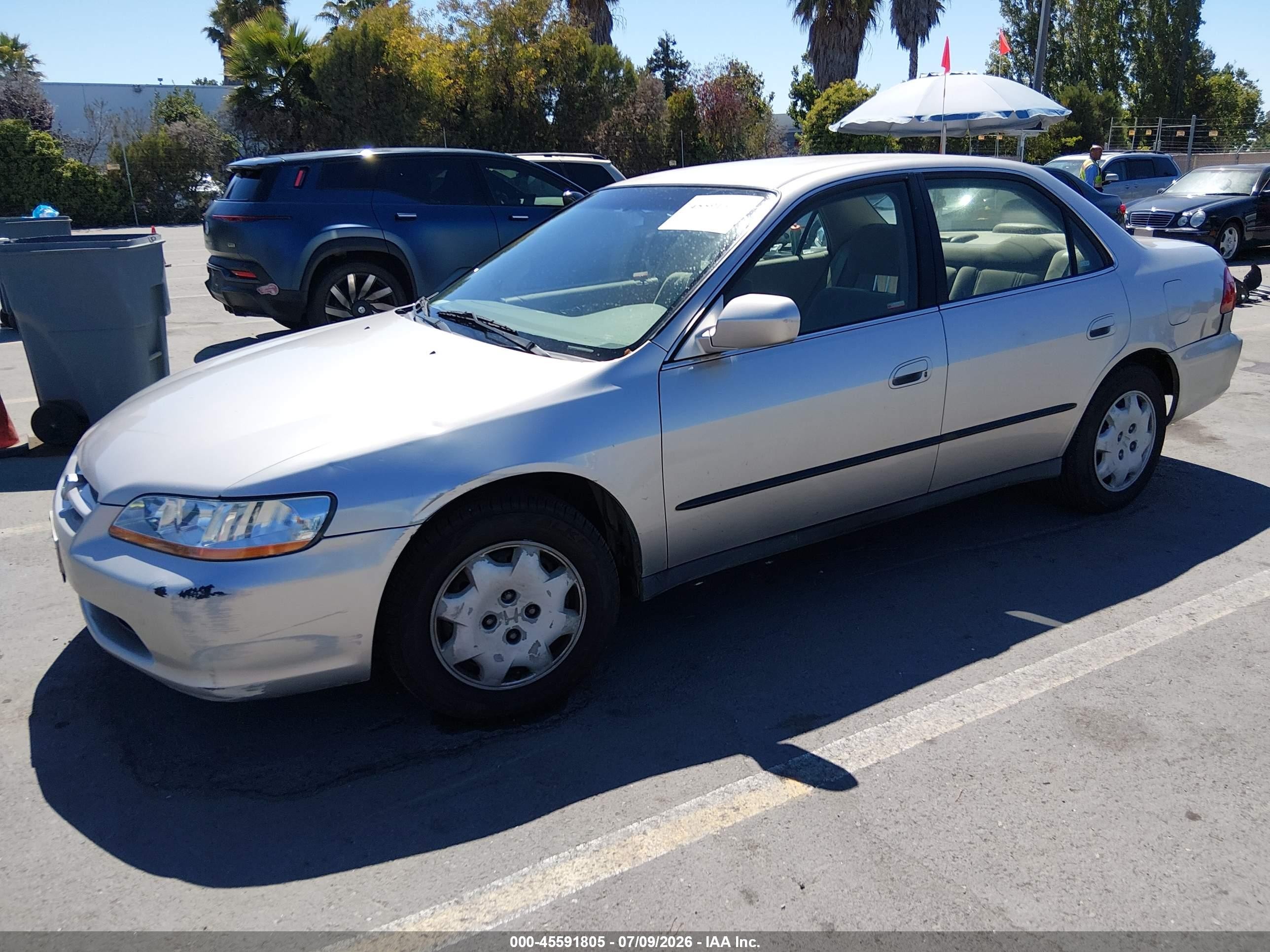 1999 Honda Accord Lx Серебряный vin: JHMCG6656XC024955