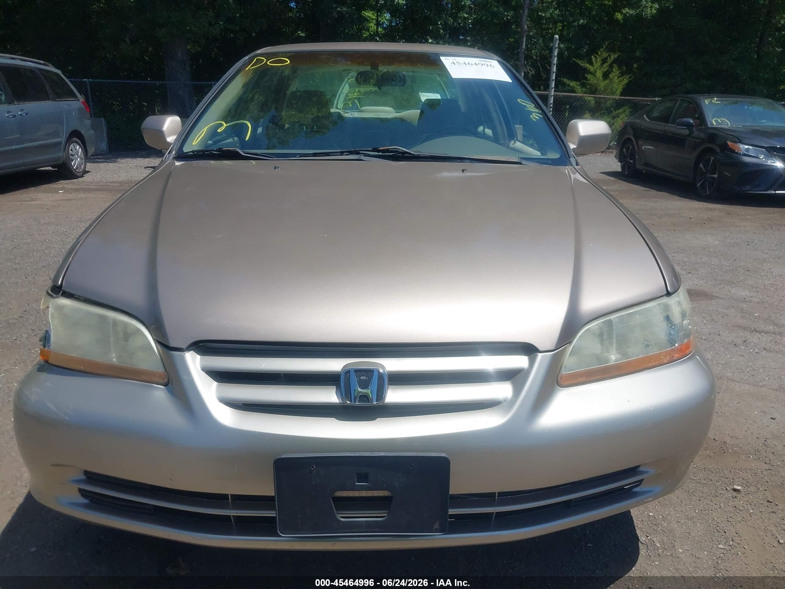 2001 Honda Accord 2.3 Lx Желто-коричневый vin: JHMCG66571C002681