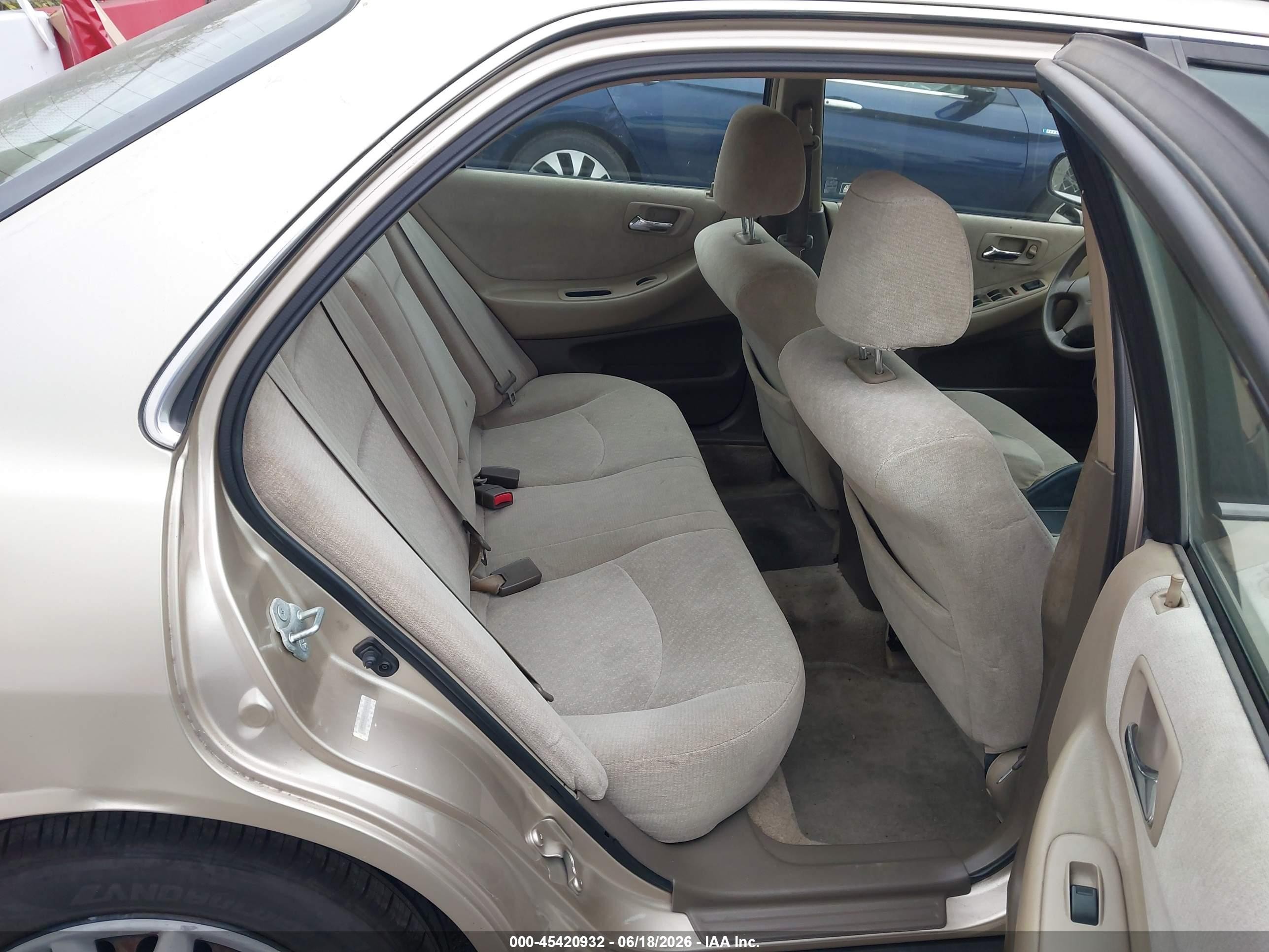 2001 Honda Accord 2.3 Lx Gold vin: JHMCG66571C006181