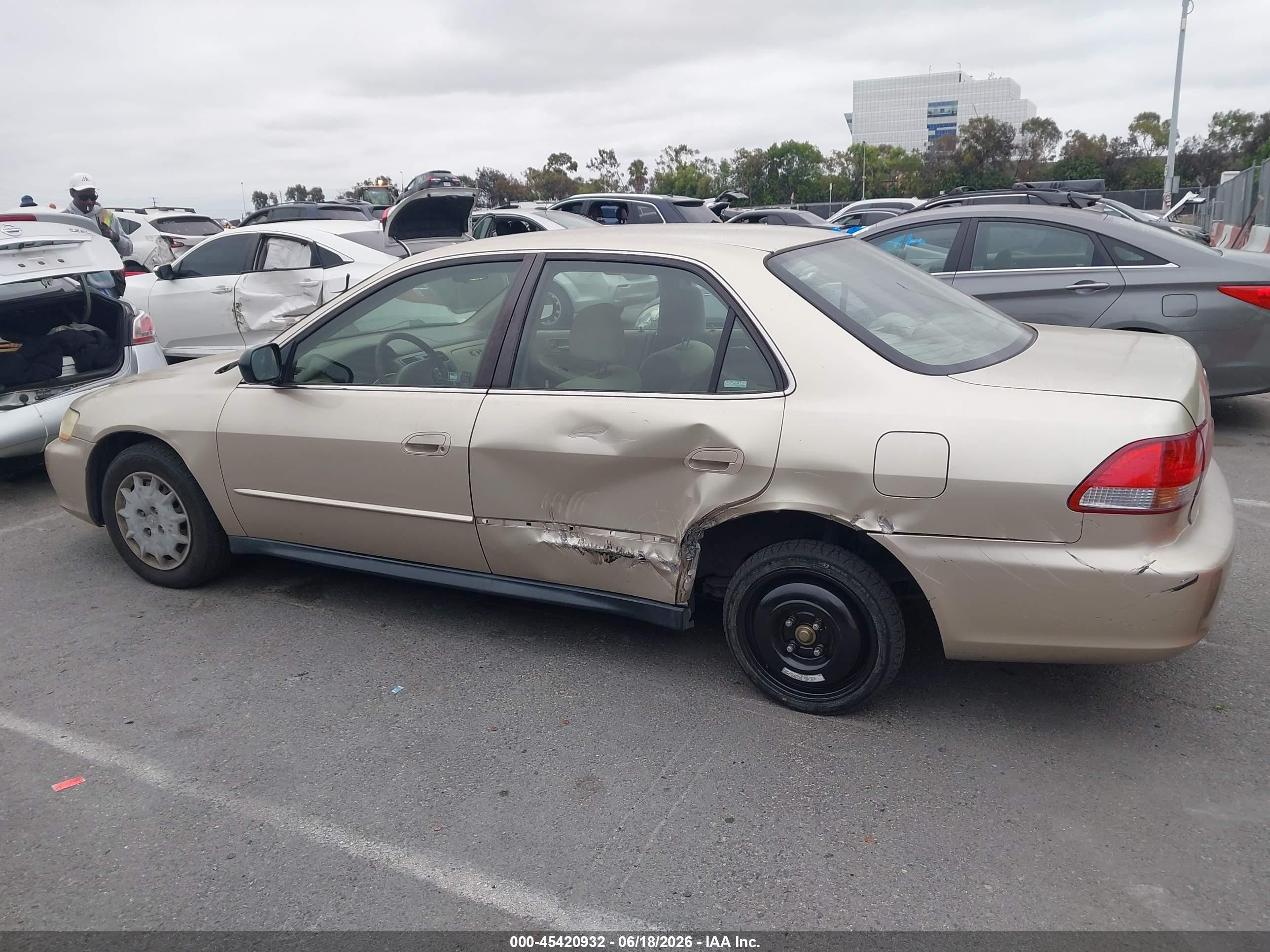 2001 Honda Accord 2.3 Lx Gold vin: JHMCG66571C006181