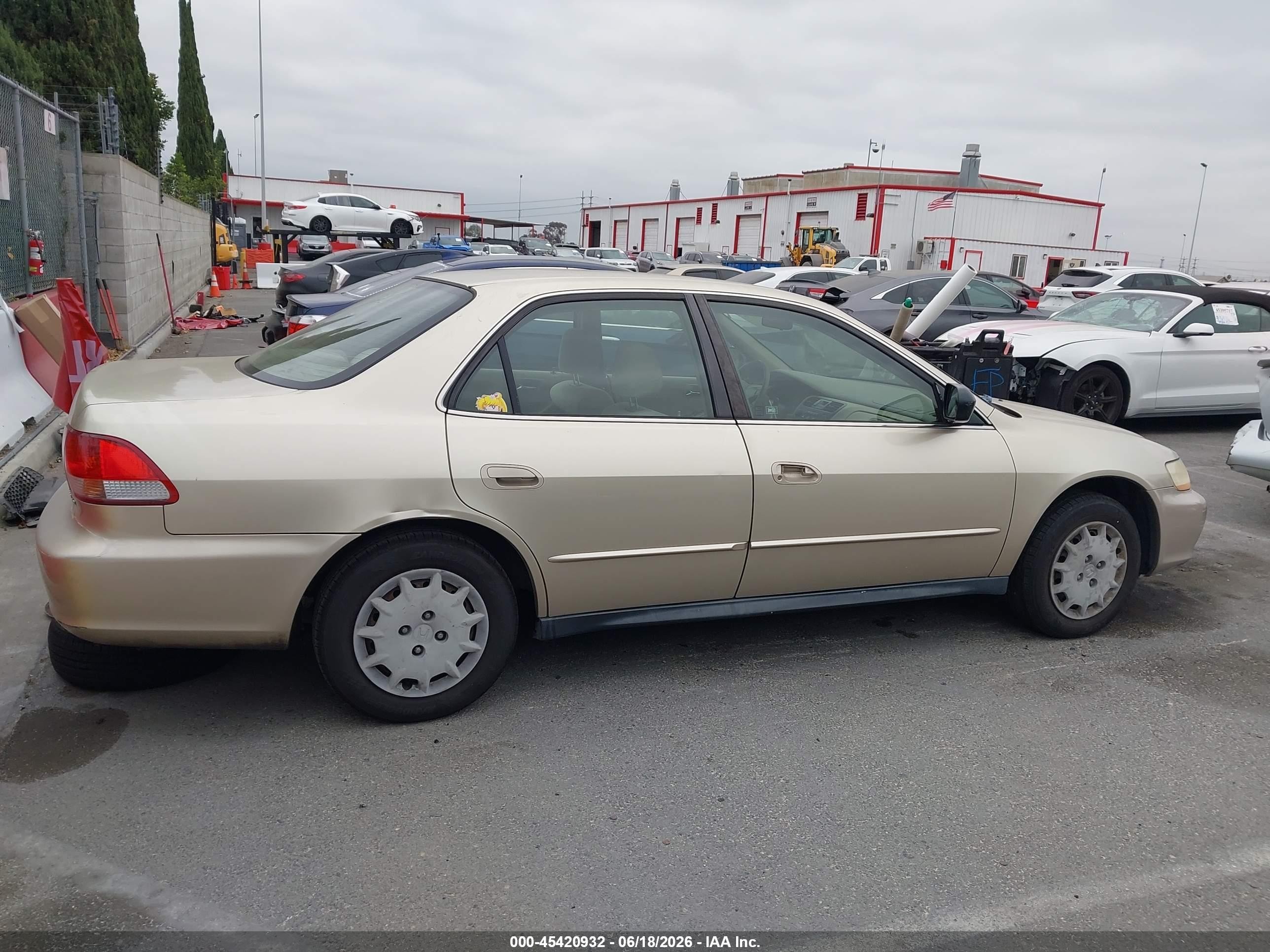 2001 Honda Accord 2.3 Lx Gold vin: JHMCG66571C006181