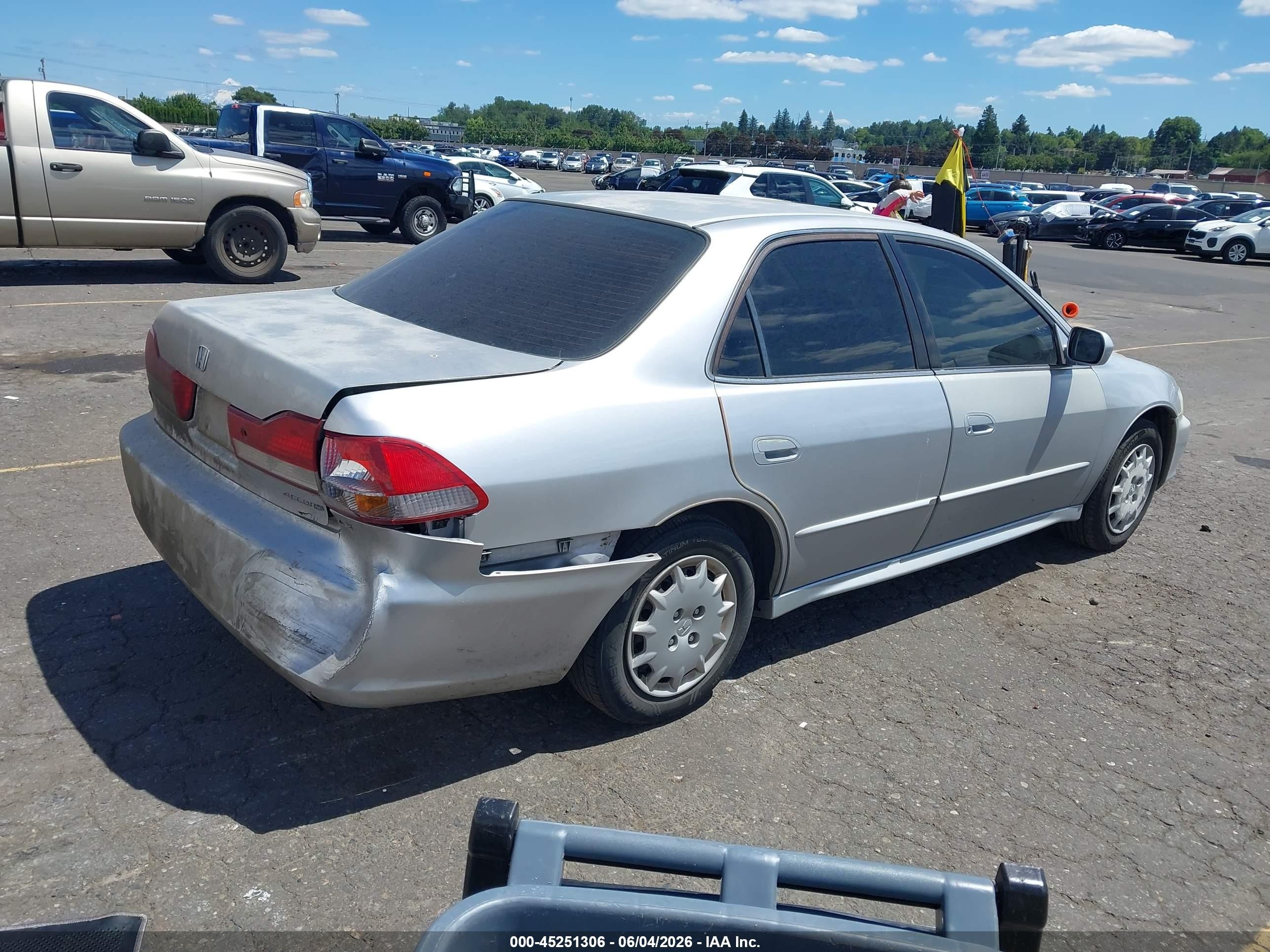 2001 Honda Accord 2.3 Lx Silver vin: JHMCG66571C025264