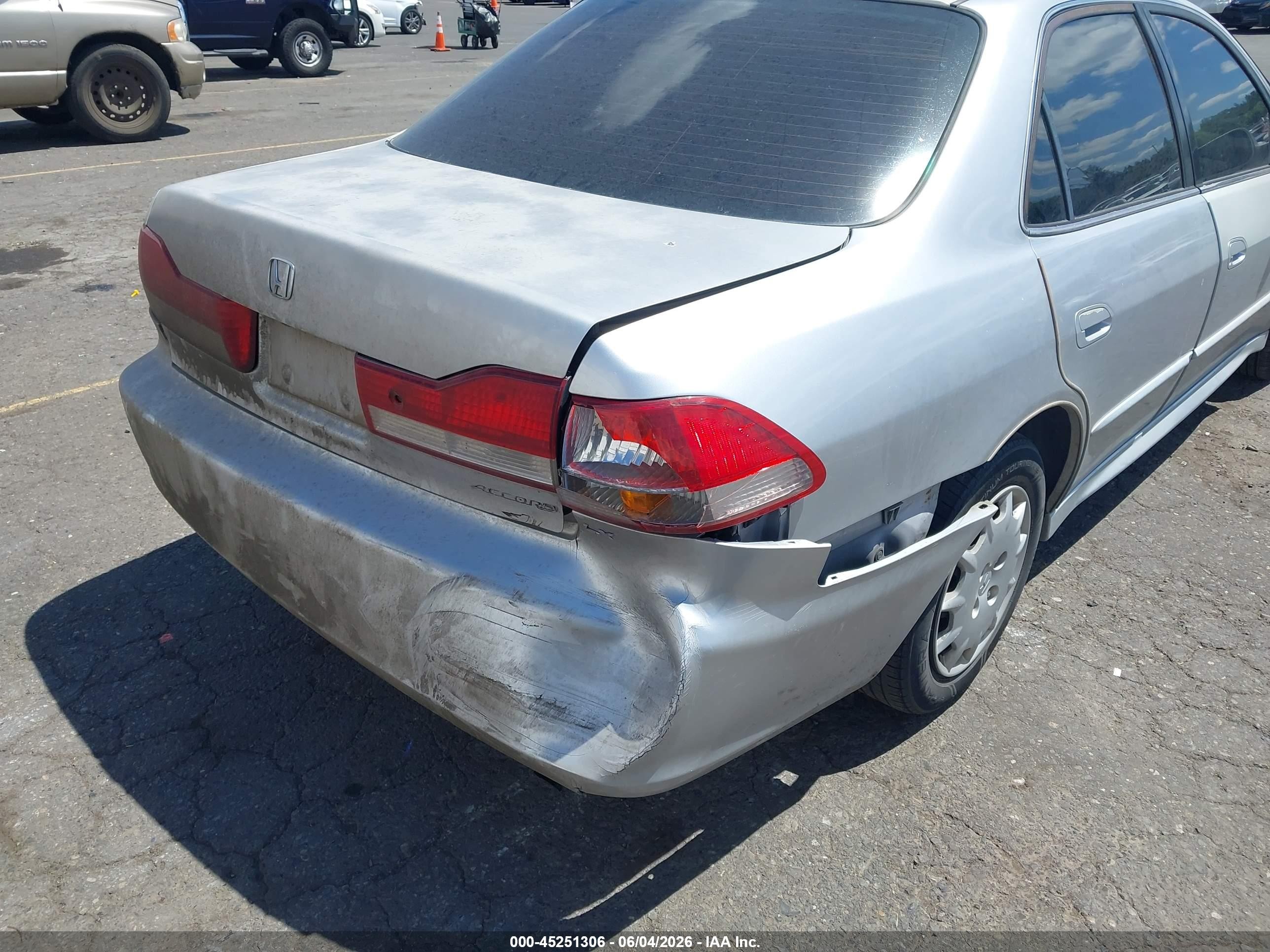 2001 Honda Accord 2.3 Lx Silver vin: JHMCG66571C025264
