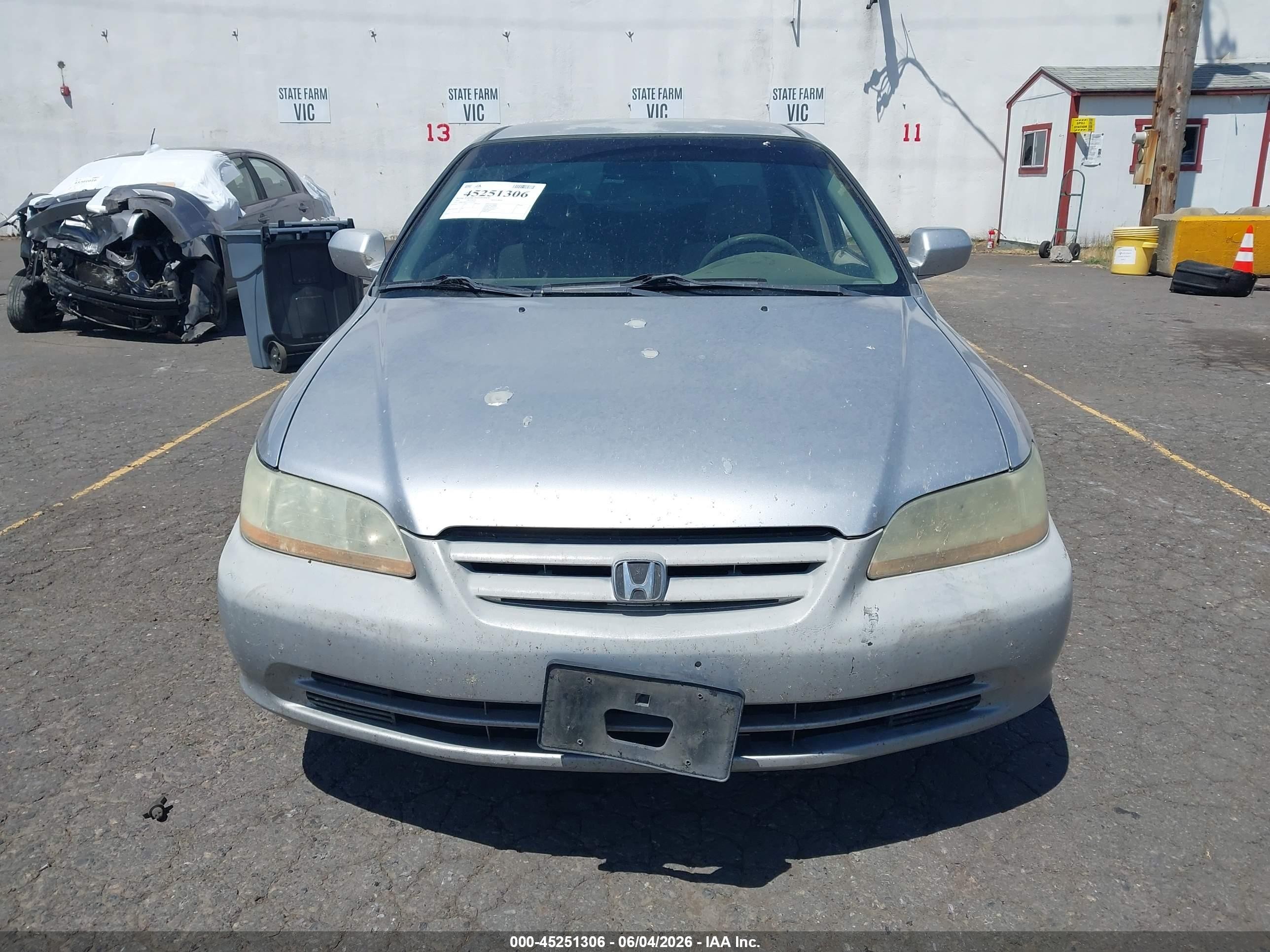 2001 Honda Accord 2.3 Lx Silver vin: JHMCG66571C025264
