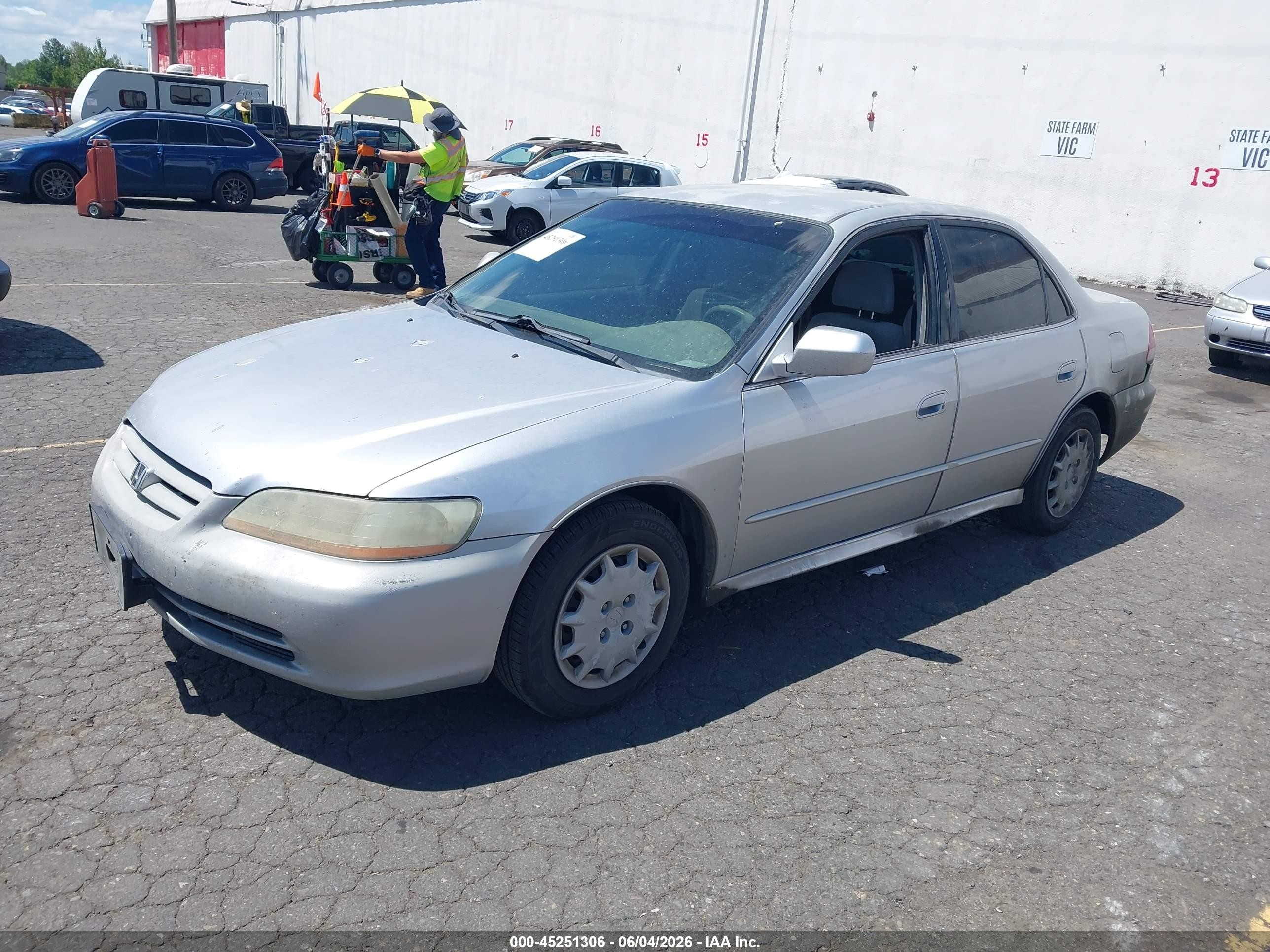 2001 Honda Accord 2.3 Lx Silver vin: JHMCG66571C025264