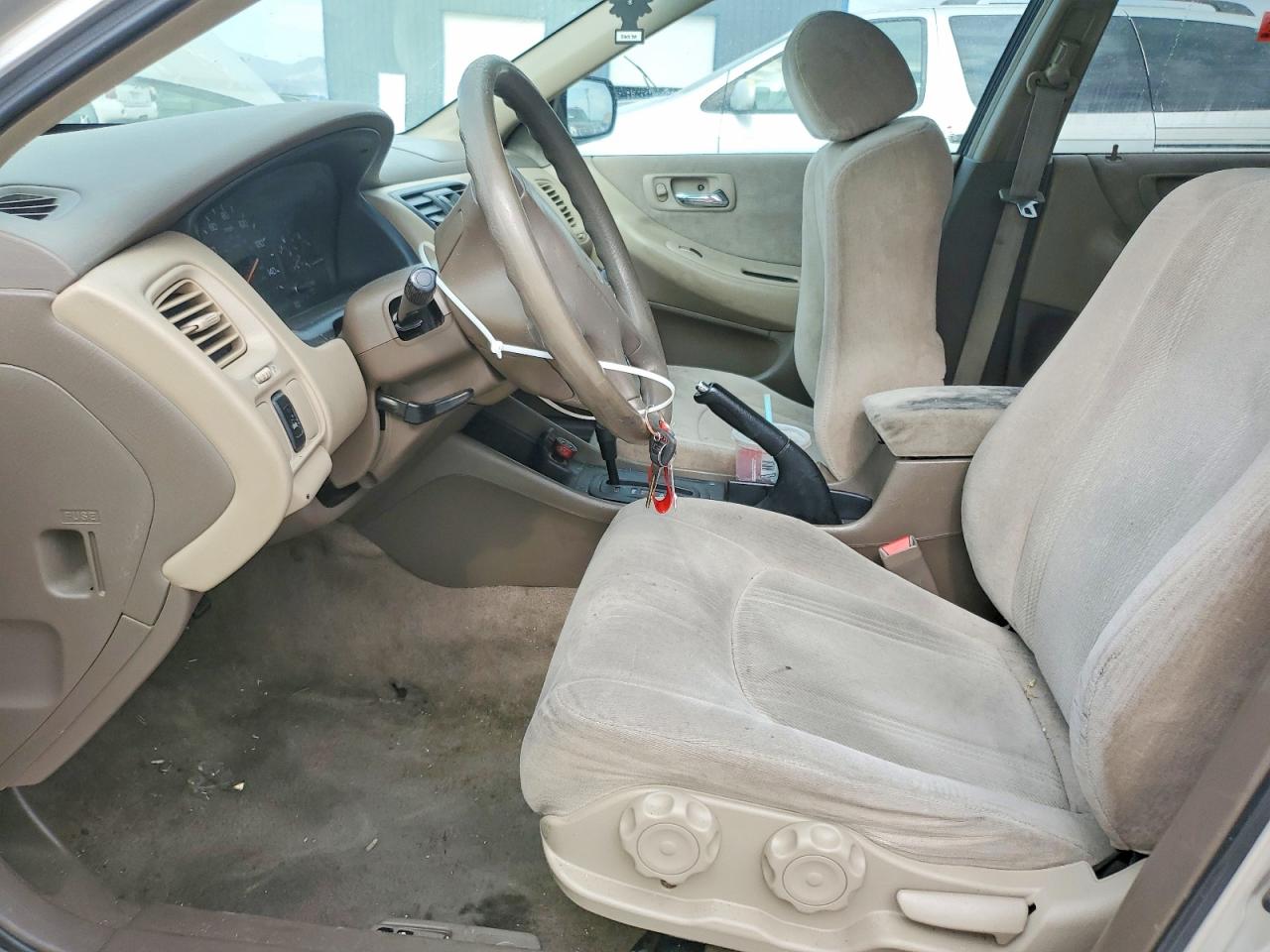 1999 Honda Accord Lx Tan vin: JHMCG6657XC028254
