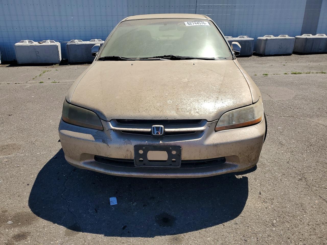 2000 Honda Accord Lx Золотой vin: JHMCG6657YC002979