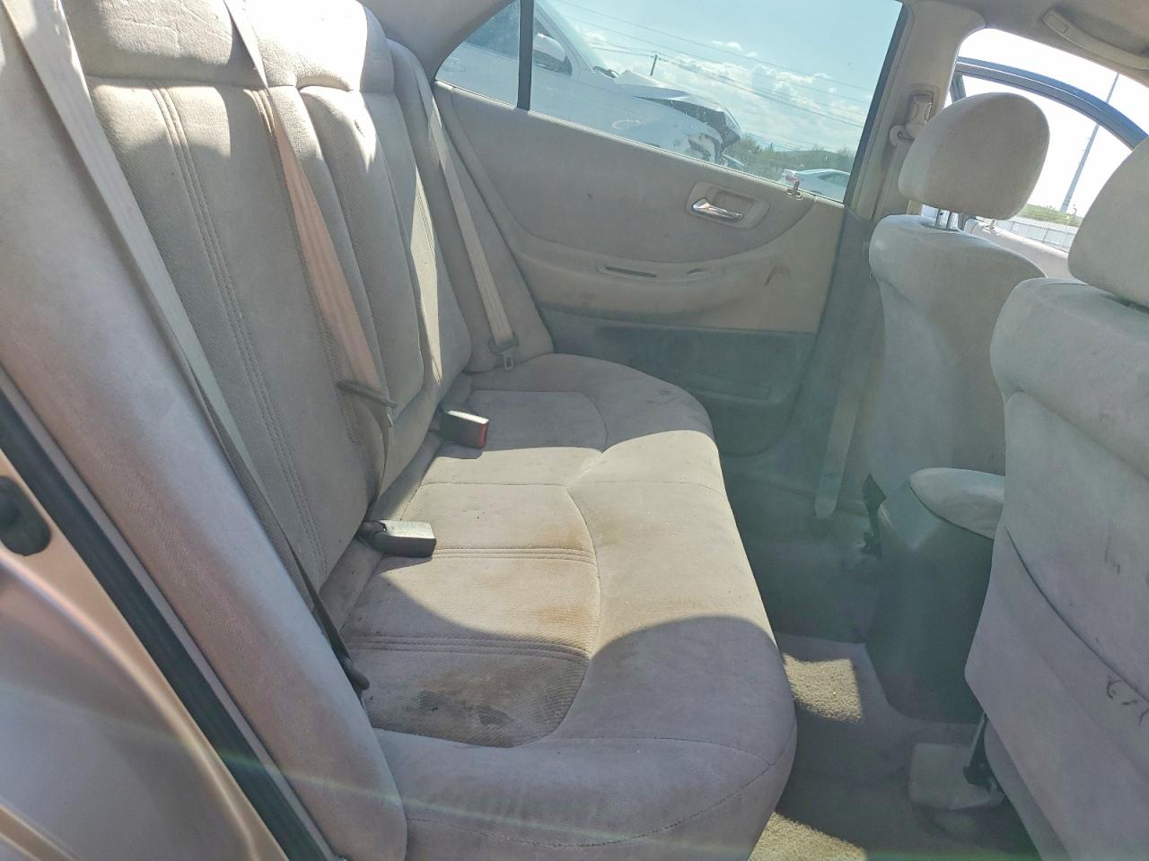 2000 Honda Accord Lx Gold vin: JHMCG665XYC002958