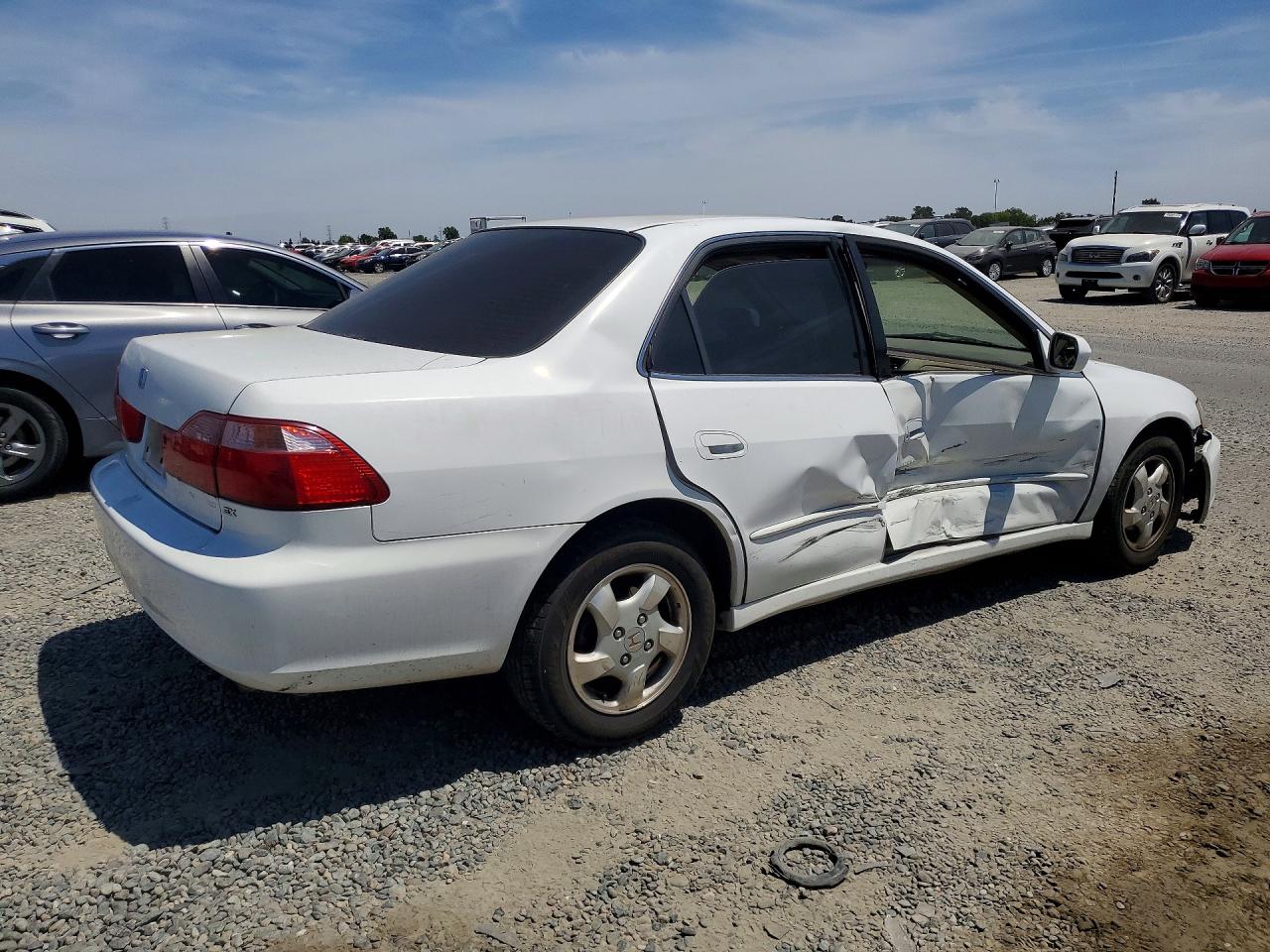 1999 Honda Accord Ex White vin: JHMCG6670XC026539