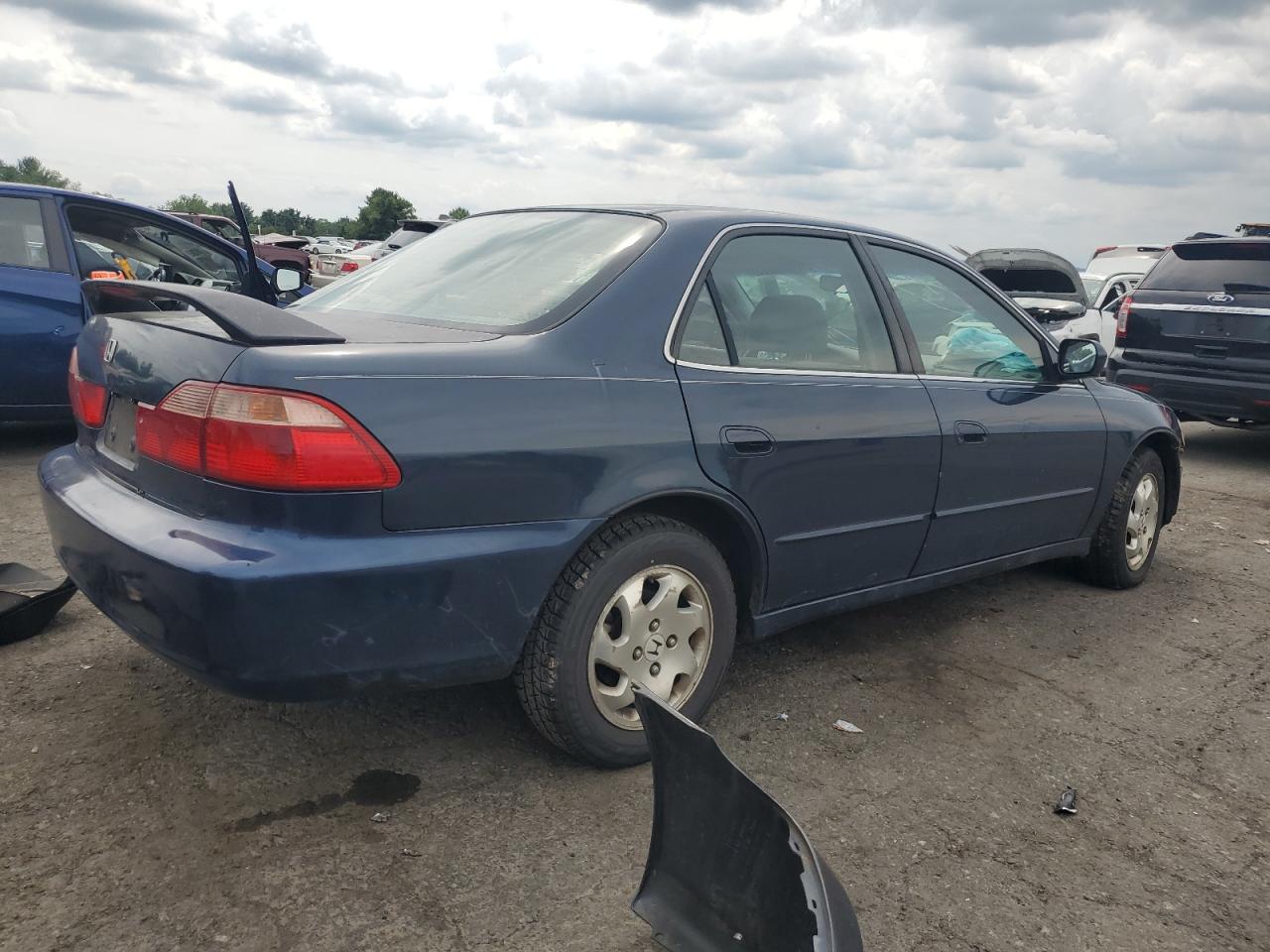 1999 Honda Accord Ex Blue vin: JHMCG6670XC026850