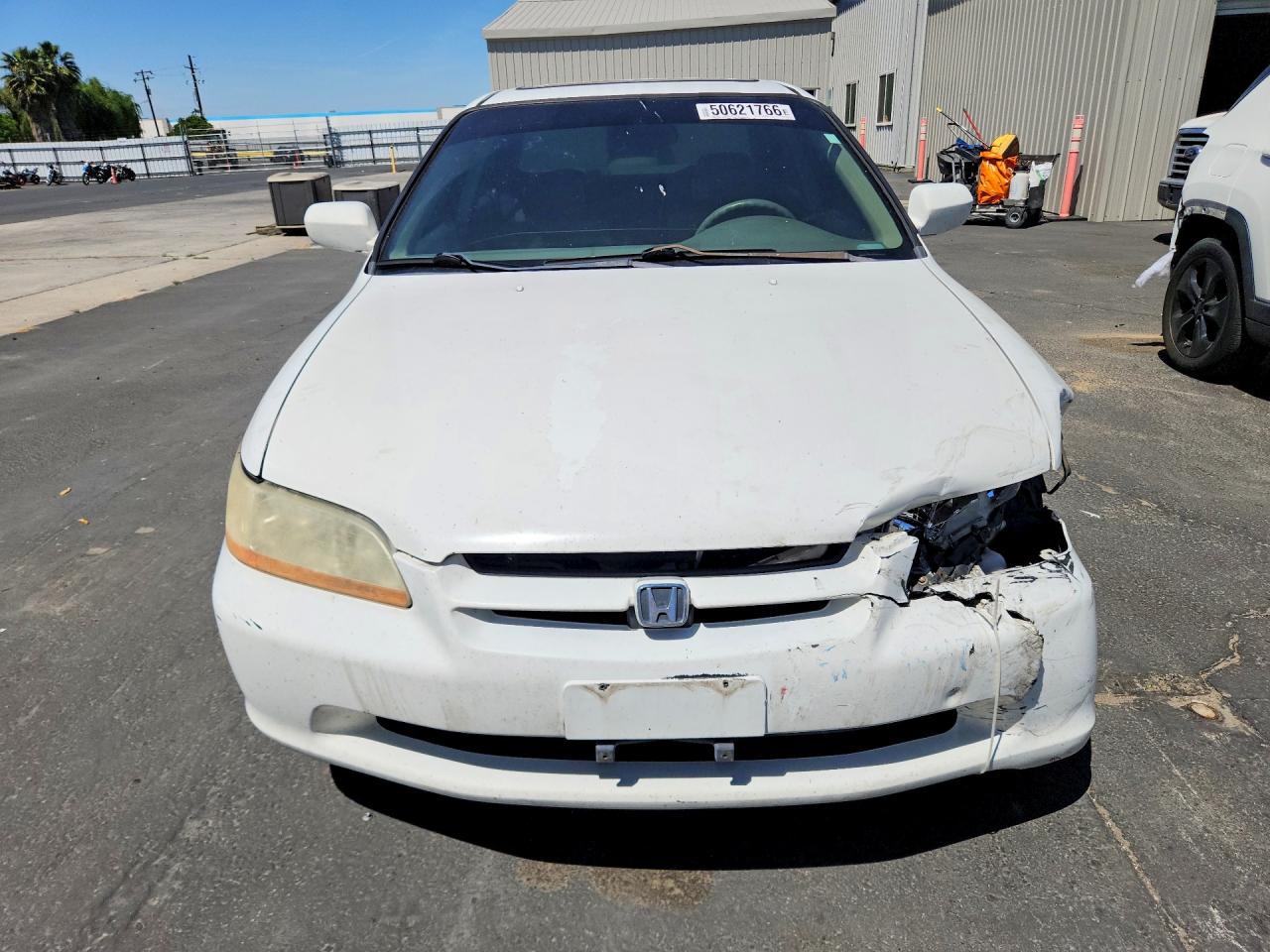 1999 Honda Accord Ex White vin: JHMCG6674XC011106