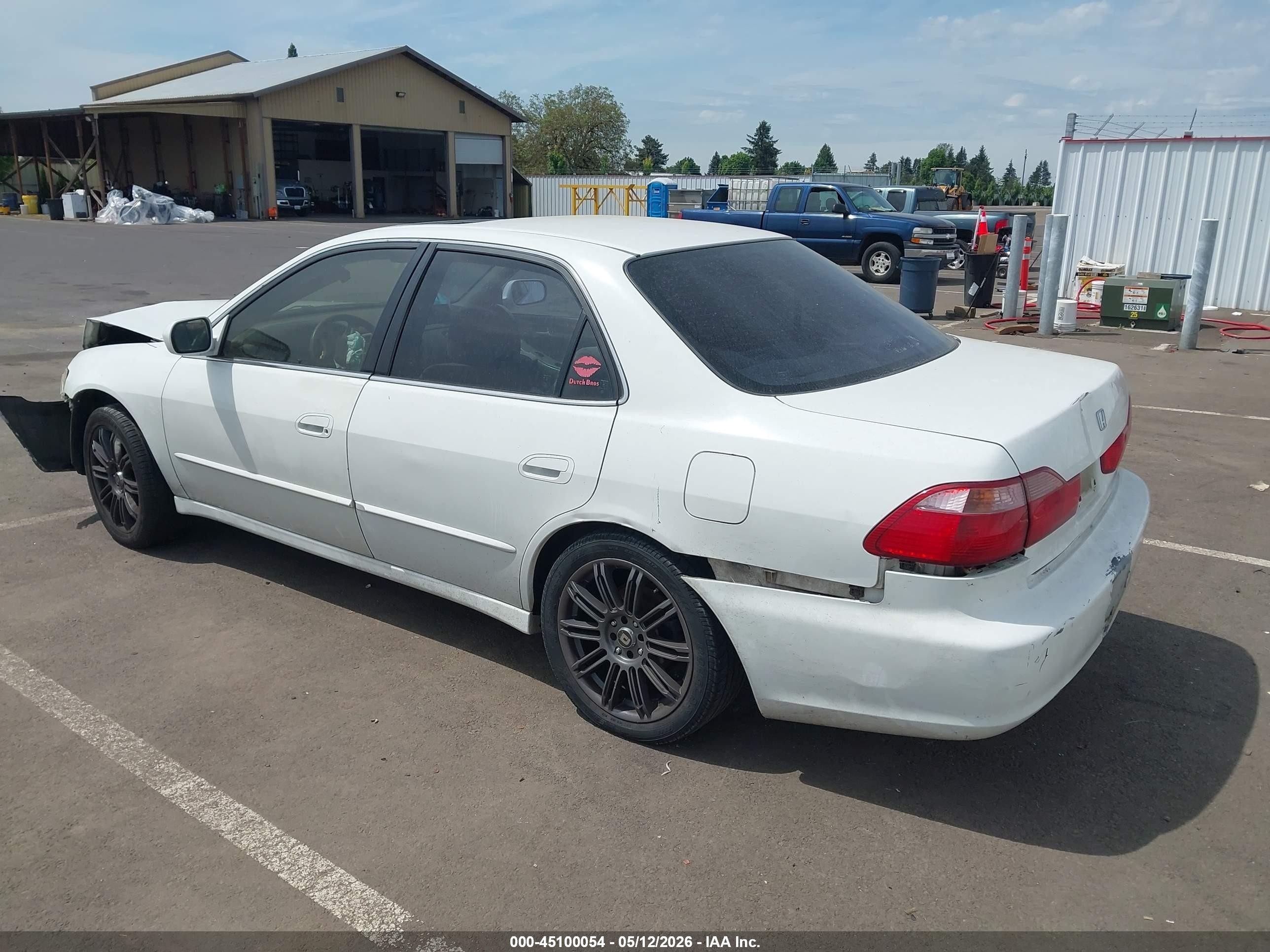 1999 Honda Accord Ex White vin: JHMCG6675XC027735