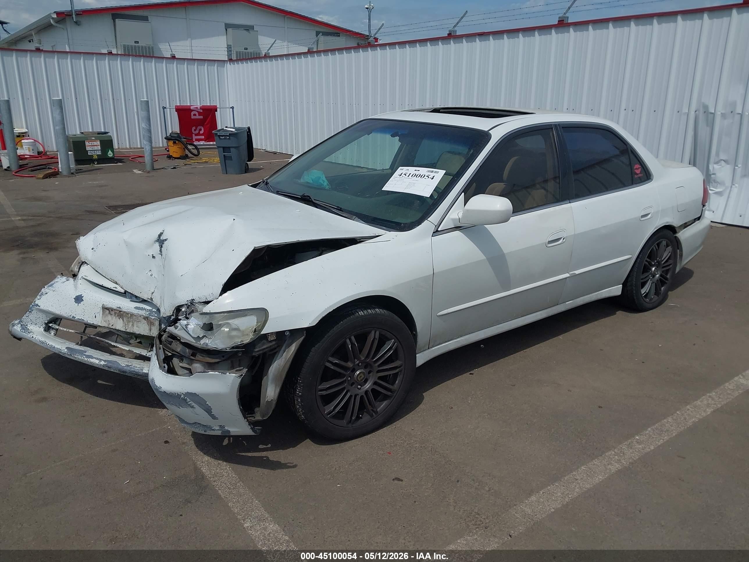 1999 Honda Accord Ex White vin: JHMCG6675XC027735