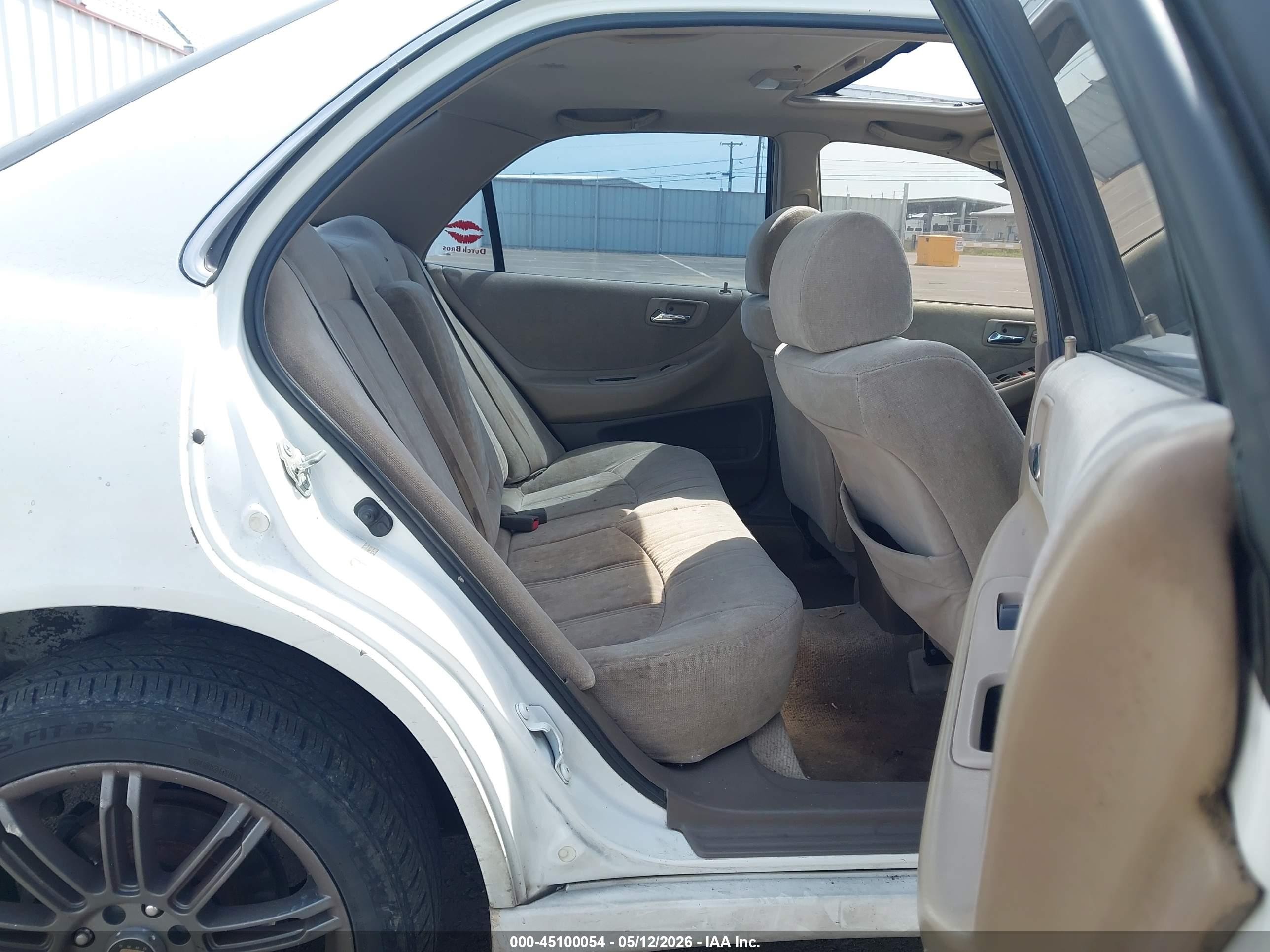1999 Honda Accord Ex White vin: JHMCG6675XC027735