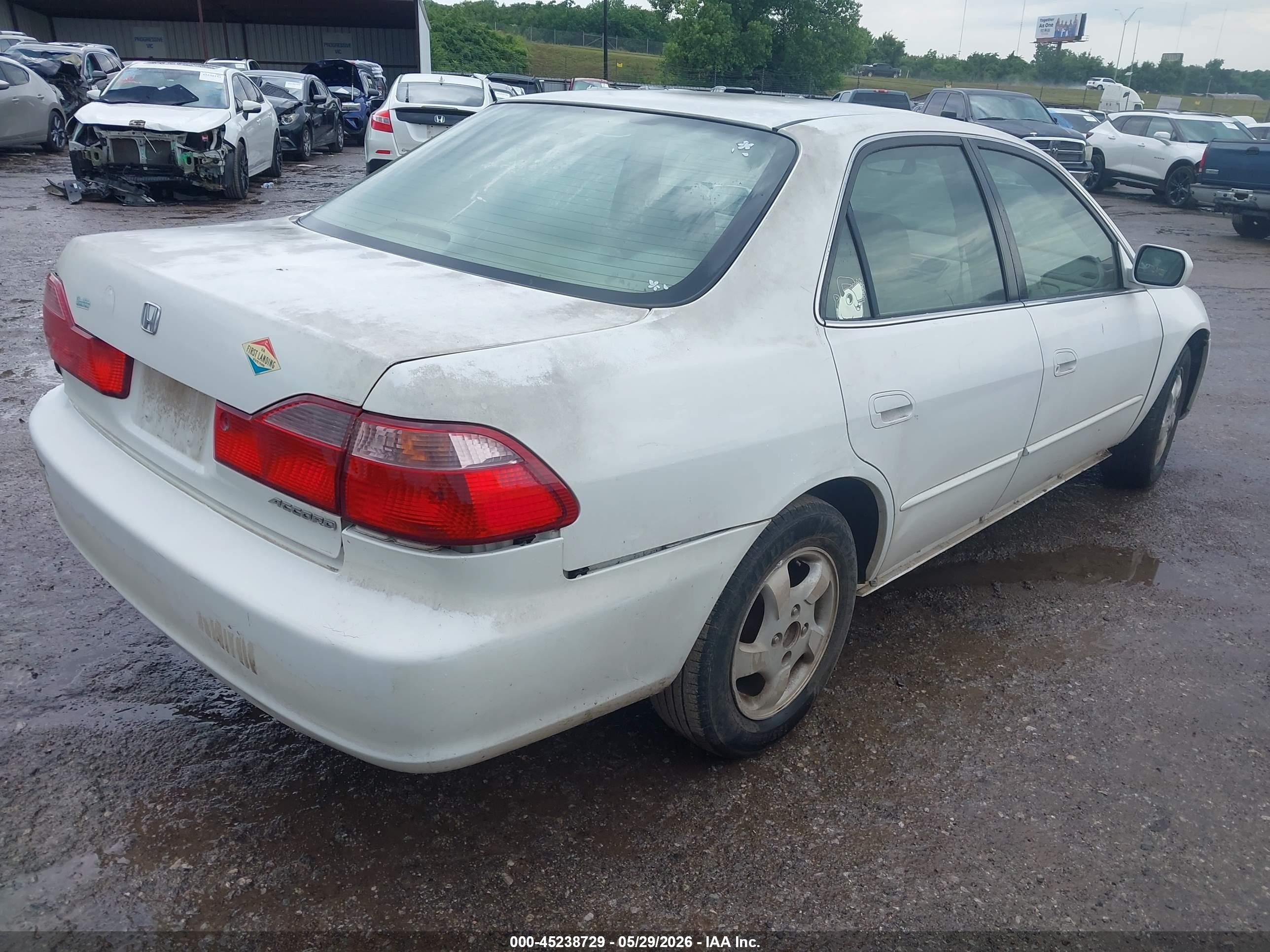 1999 Honda Accord Ex Белый vin: JHMCG6676XC030563