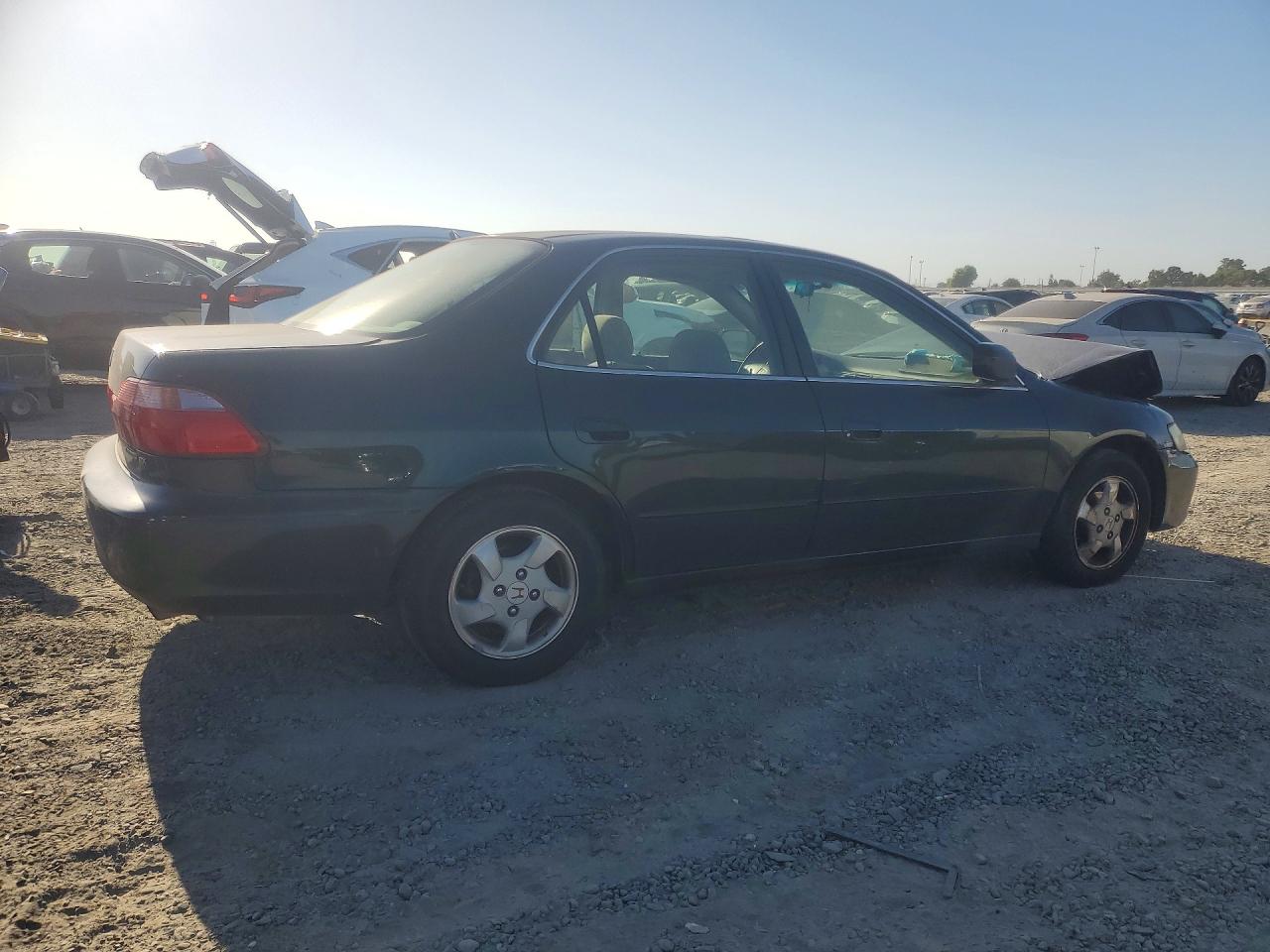 2000 Honda Accord Ex Green vin: JHMCG6676YC030404