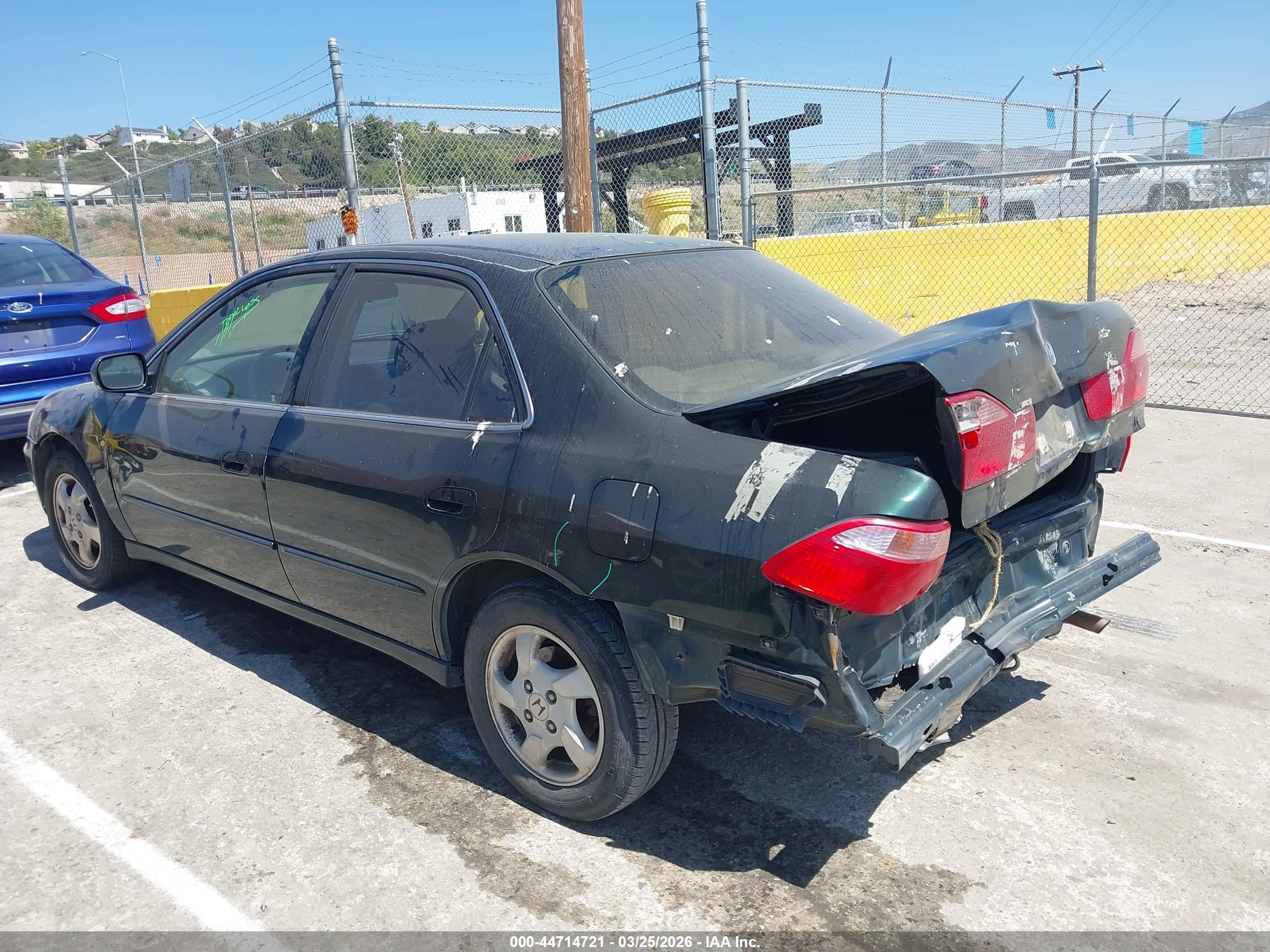 1999 Honda Accord Ex Green vin: JHMCG667XXC016682