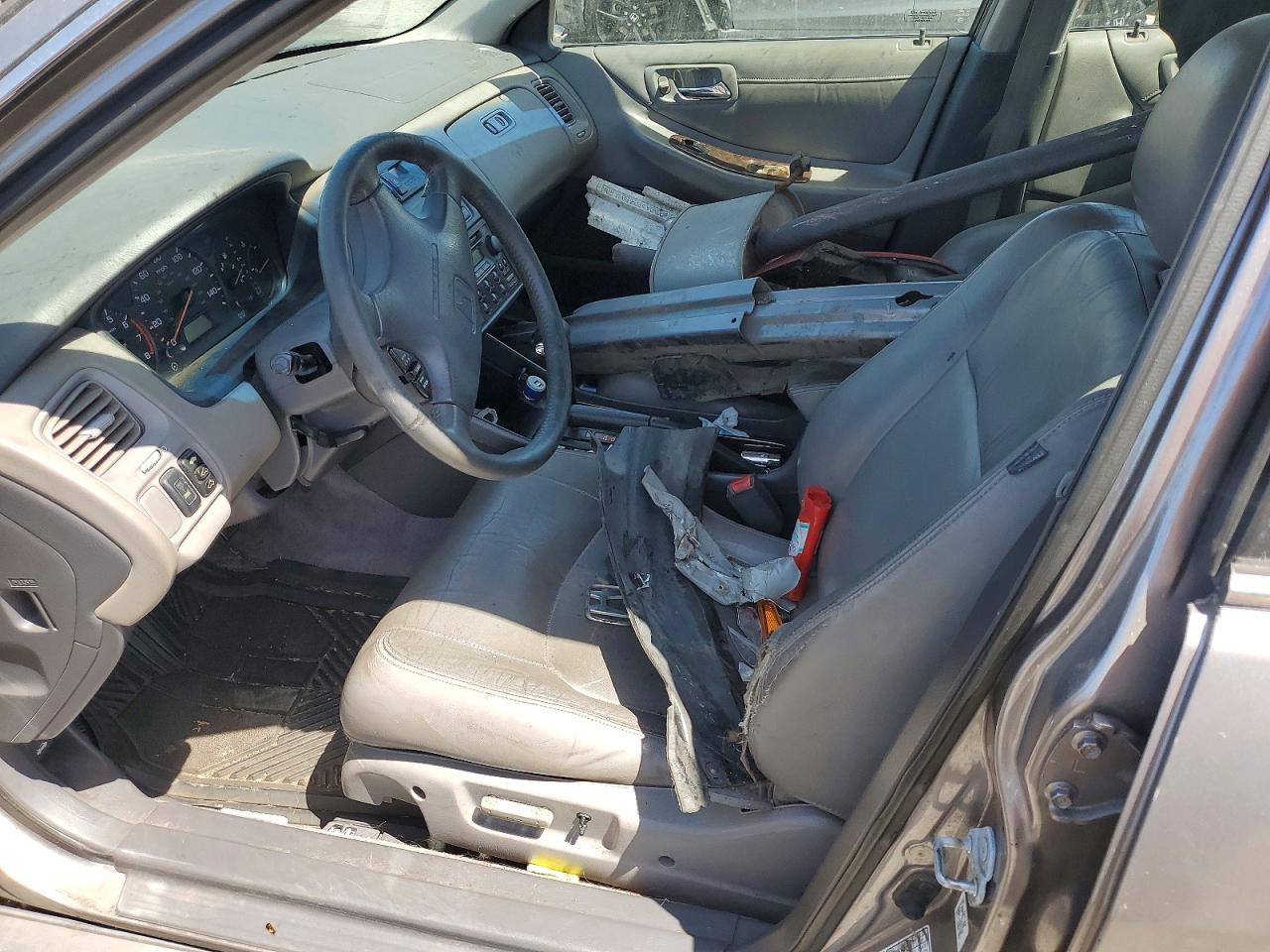 2000 Honda Accord Ex Silver vin: JHMCG6685YC005437