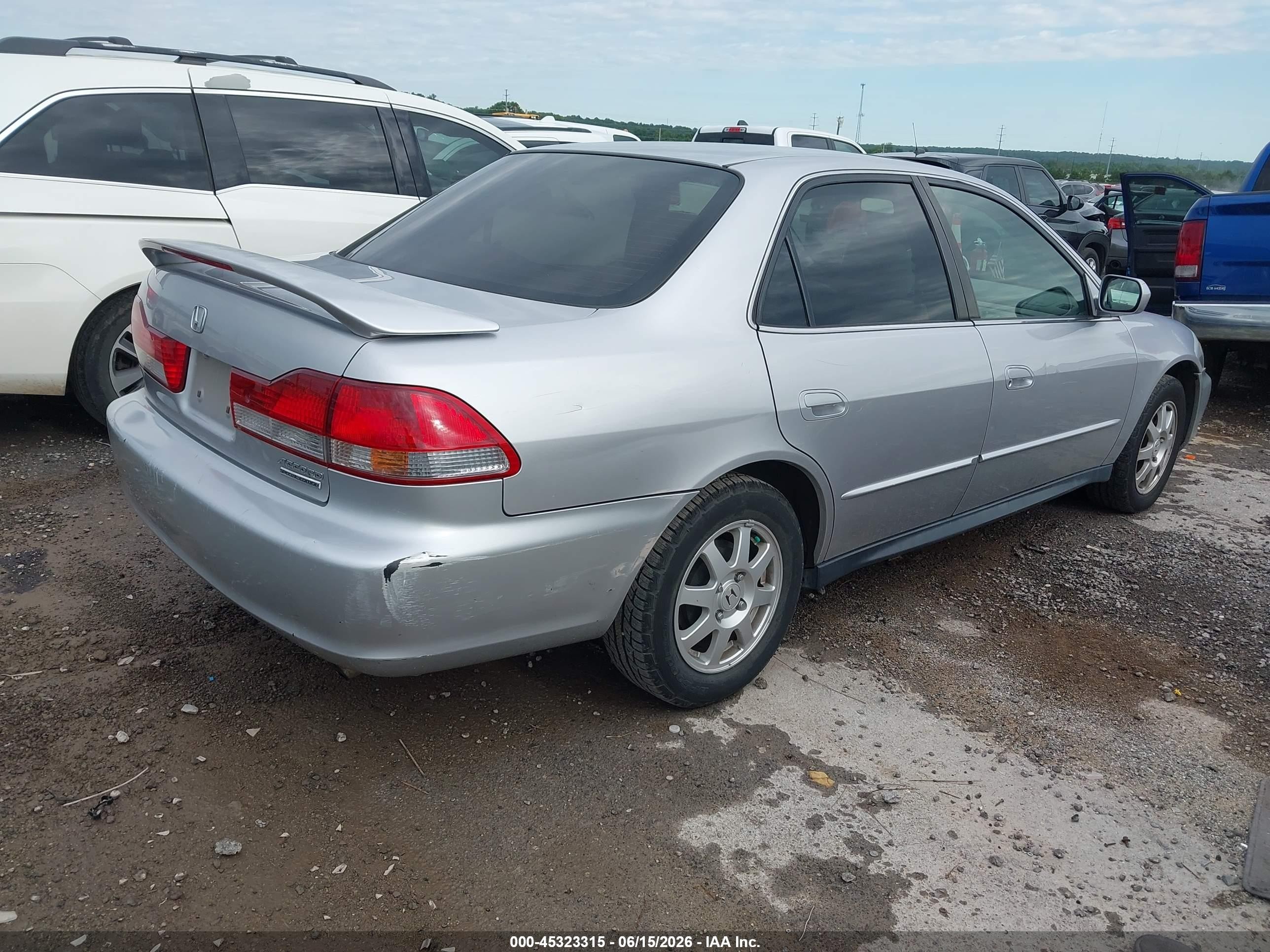 2002 Honda Accord 2.3 Ex/2.3 Se Silver vin: JHMCG66862C009410