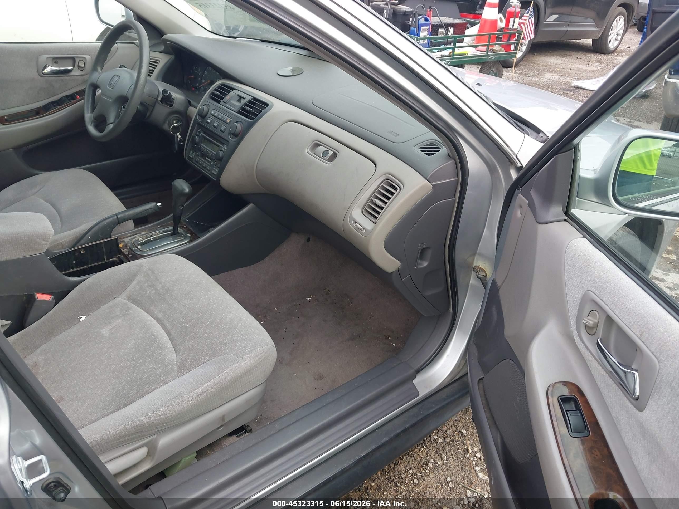 2002 Honda Accord 2.3 Ex/2.3 Se Silver vin: JHMCG66862C009410