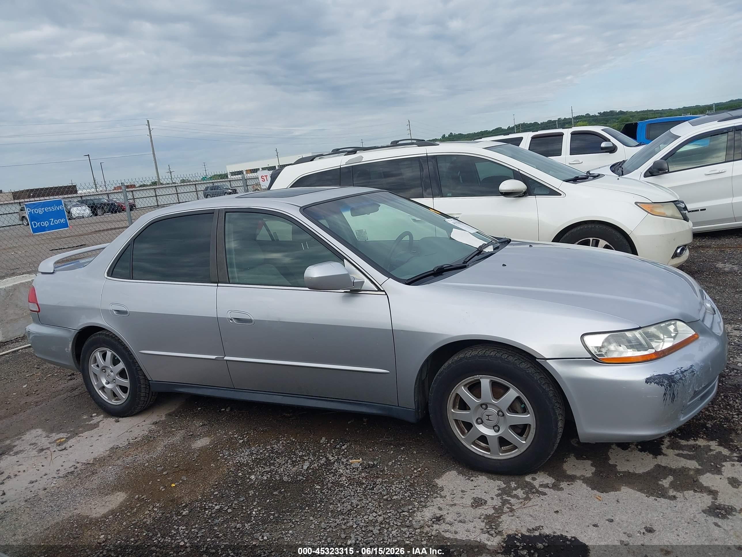 2002 Honda Accord 2.3 Ex/2.3 Se Silver vin: JHMCG66862C009410