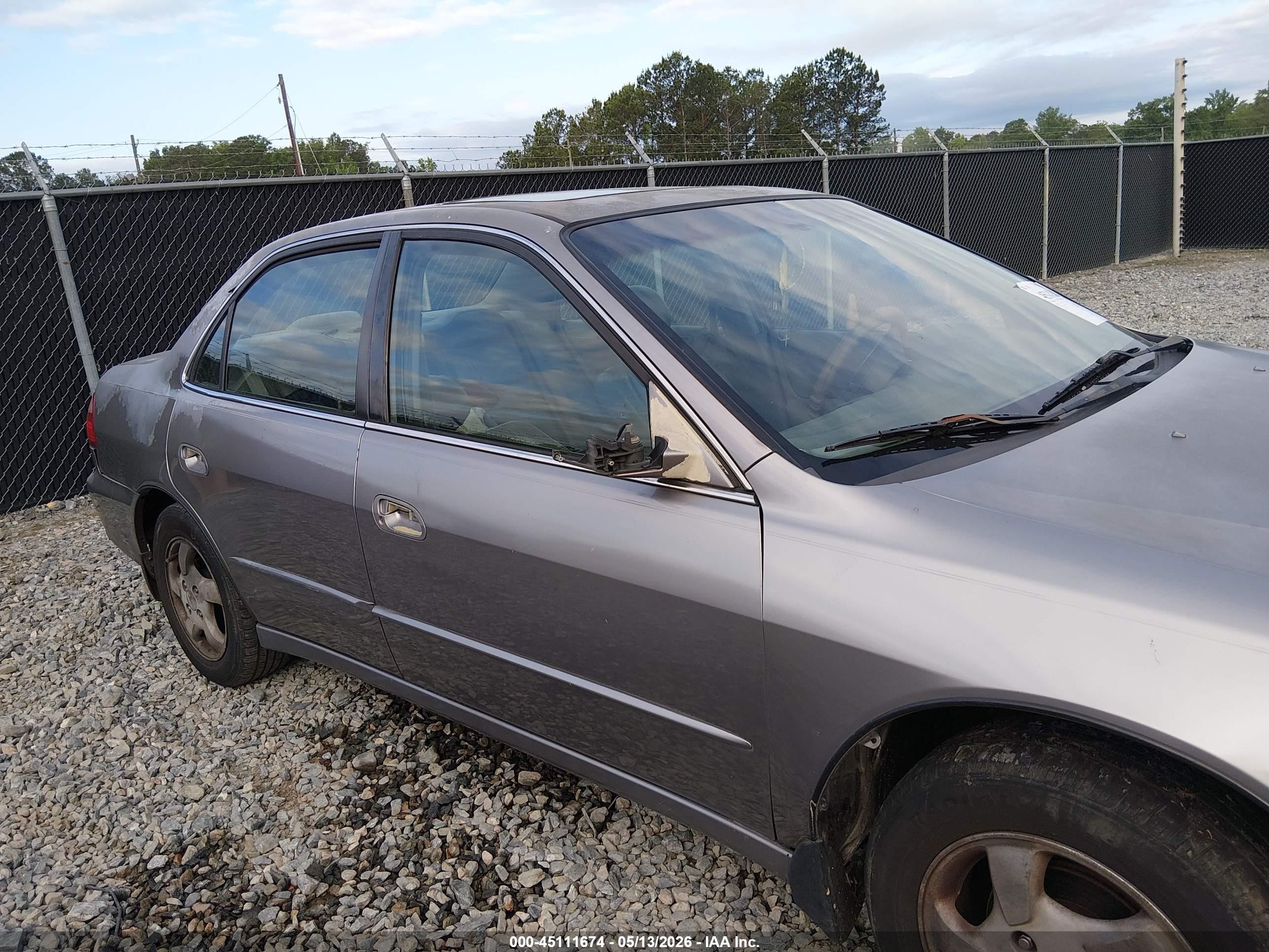 2000 Honda Accord 2.3 Ex Серый vin: JHMCG6686YC024885