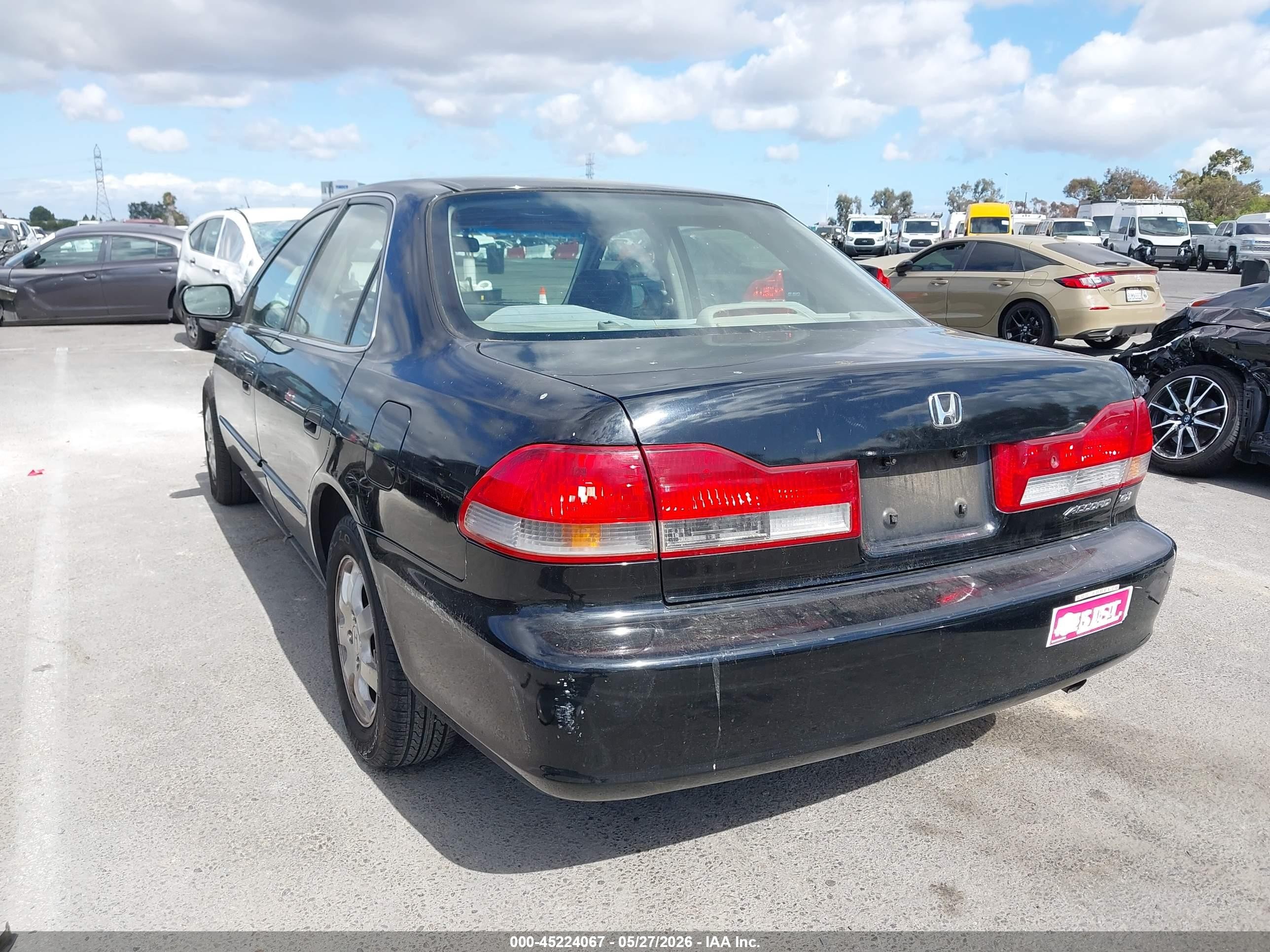 2001 Honda Accord 2.3 Ex Black vin: JHMCG668X1C013006