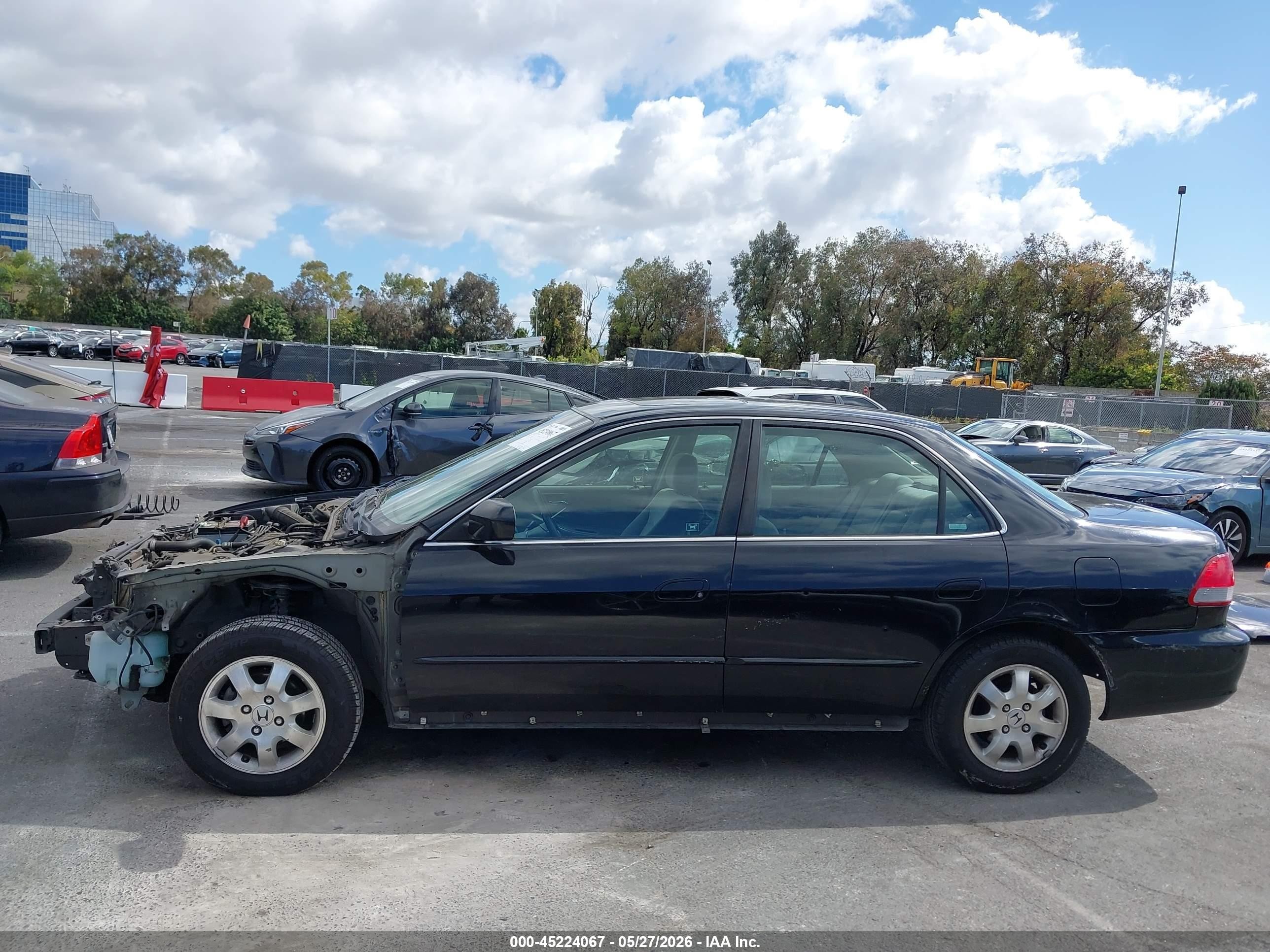 2001 Honda Accord 2.3 Ex Black vin: JHMCG668X1C013006