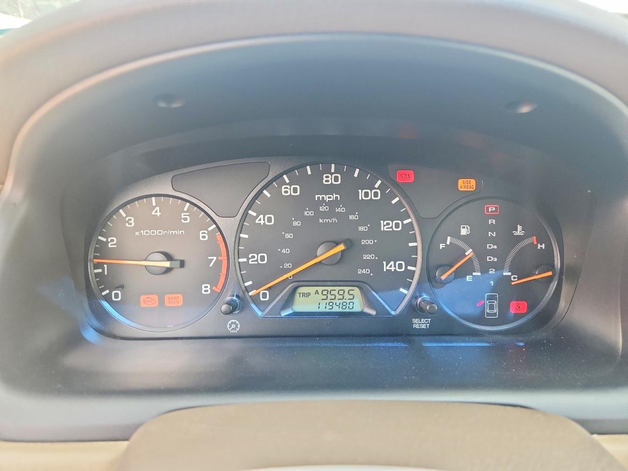 2001 Honda Accord Ex White vin: JHMCG668X1C021106