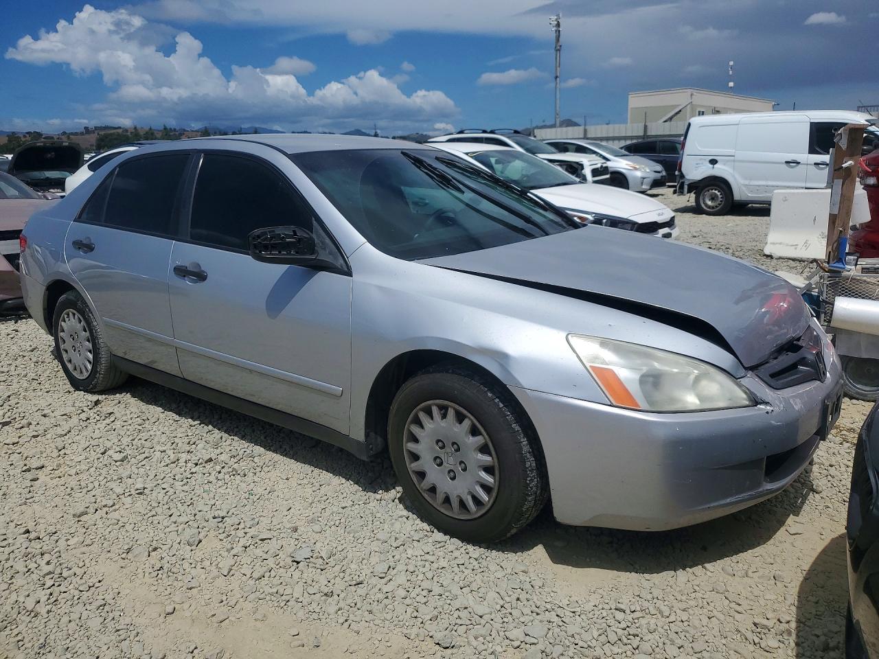 2004 Honda Accord Dx Silver vin: JHMCM56144C011858