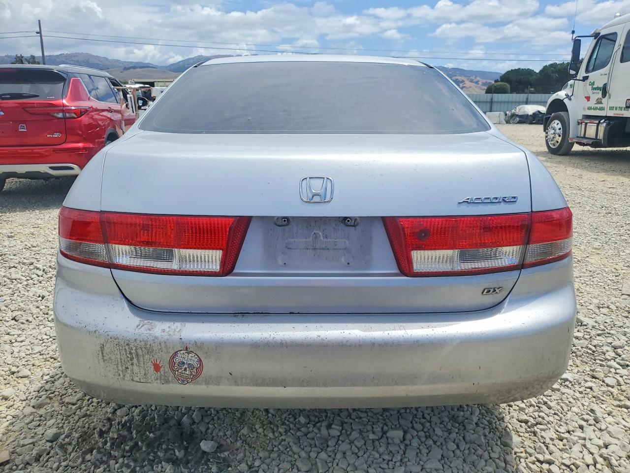 2004 Honda Accord Dx Silver vin: JHMCM56144C011858
