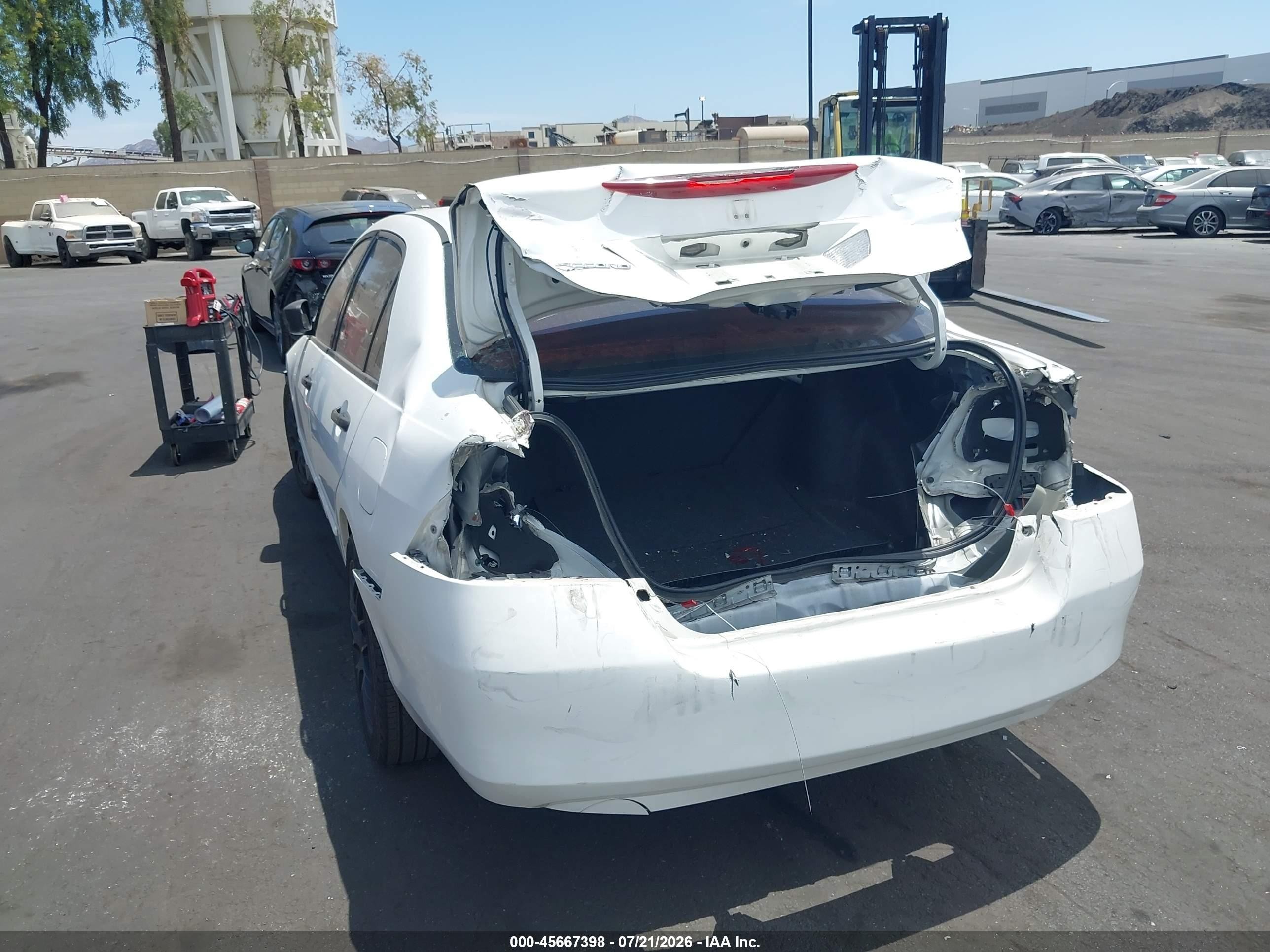 2006 Honda Accord 2.4 Vp White vin: JHMCM56146C008431