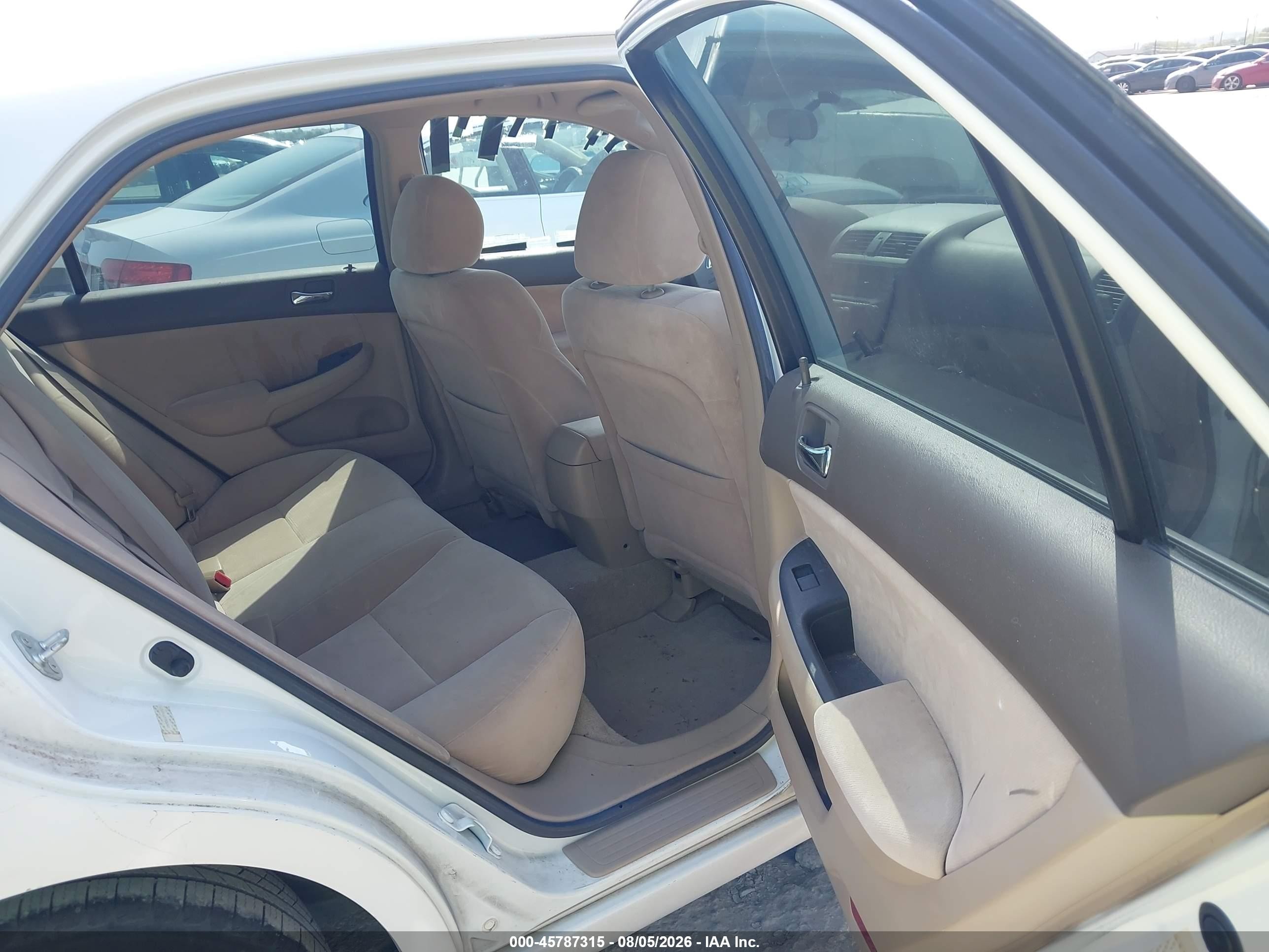 2007 Honda Accord 2.4 Vp White vin: JHMCM56147C008527