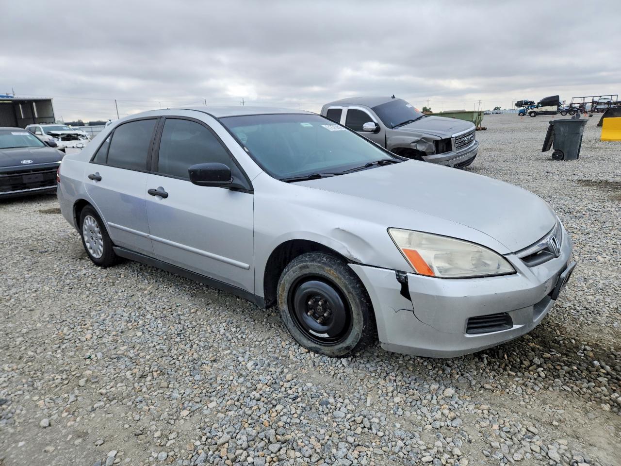 2007 Honda Accord Value Silver vin: JHMCM56147C013808