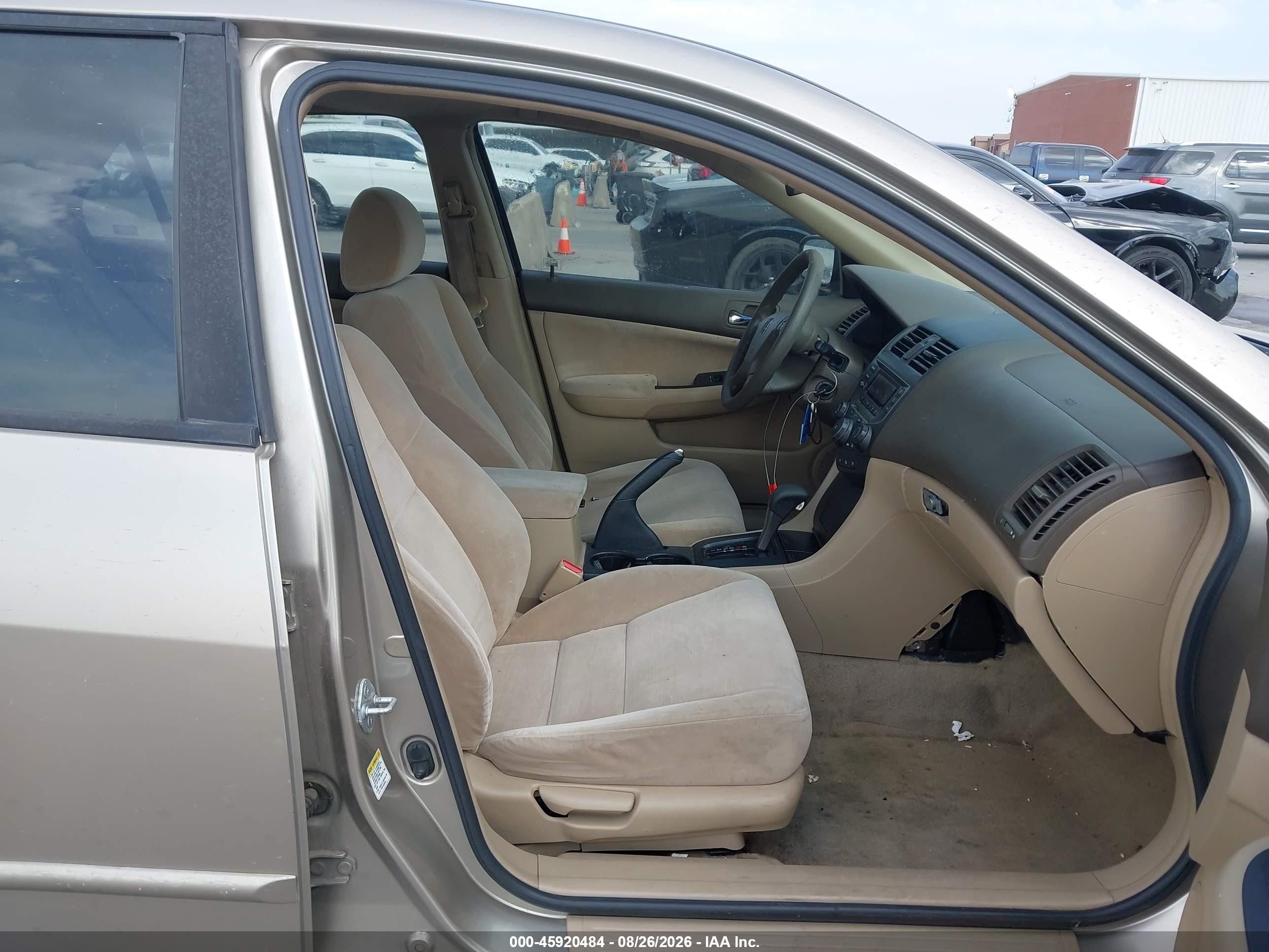 2007 Honda Accord 2.4 Vp Beige vin: JHMCM56157C009346
