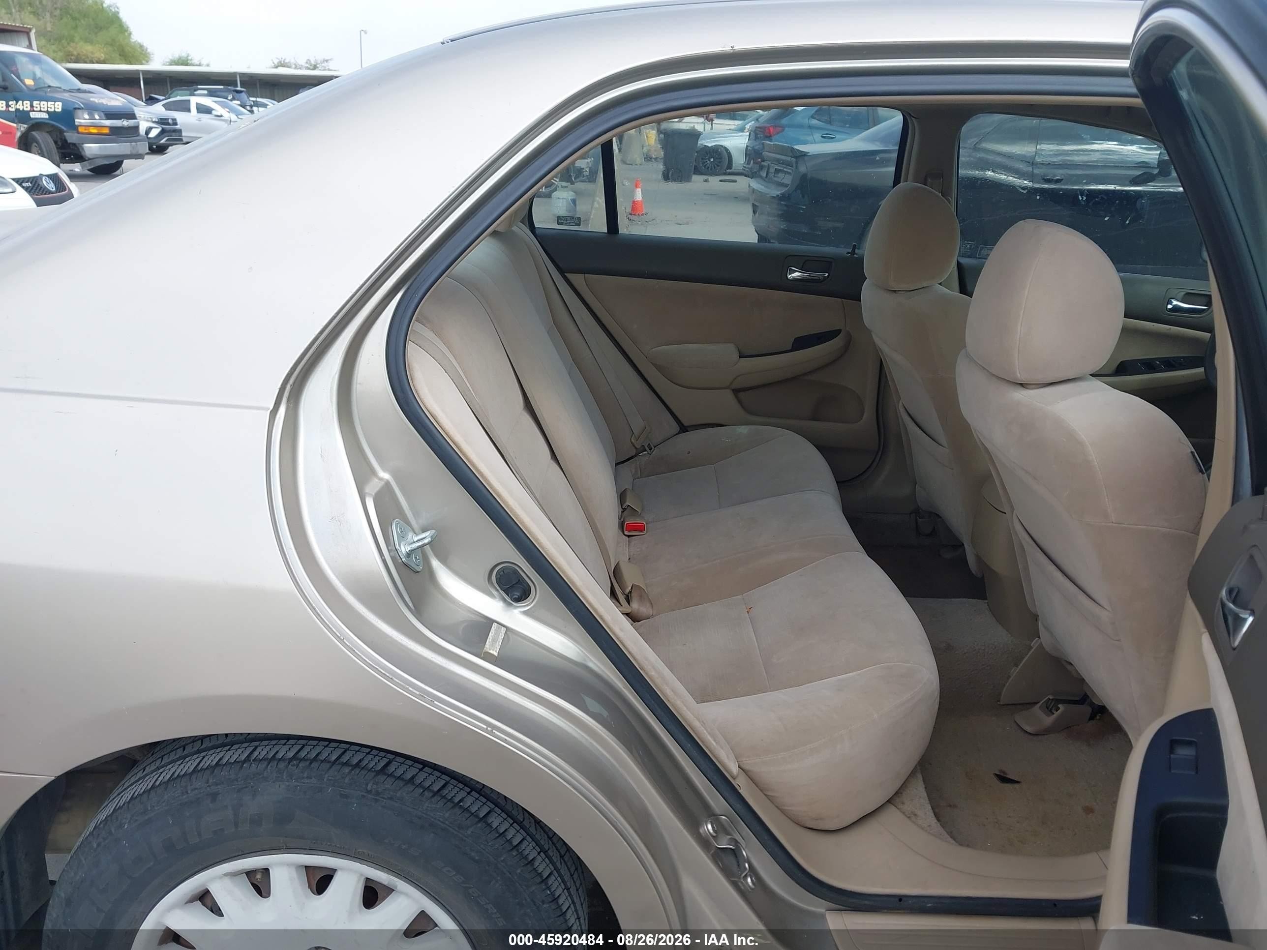 2007 Honda Accord 2.4 Vp Beige vin: JHMCM56157C009346