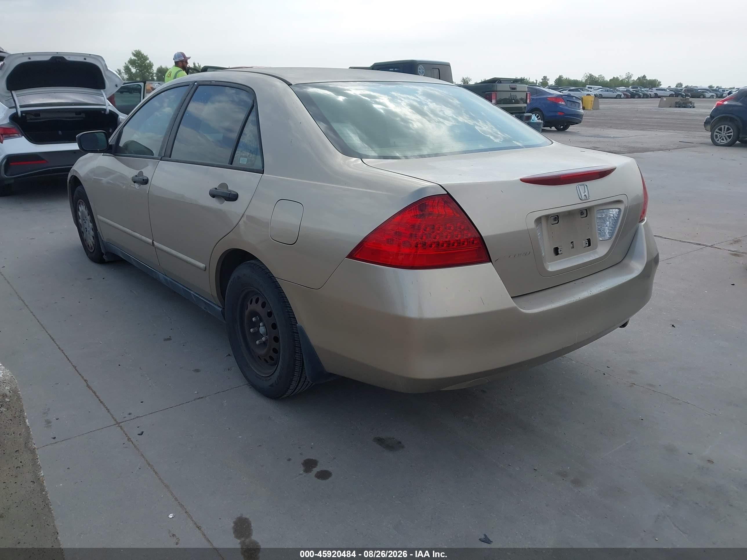 2007 Honda Accord 2.4 Vp Beige vin: JHMCM56157C009346