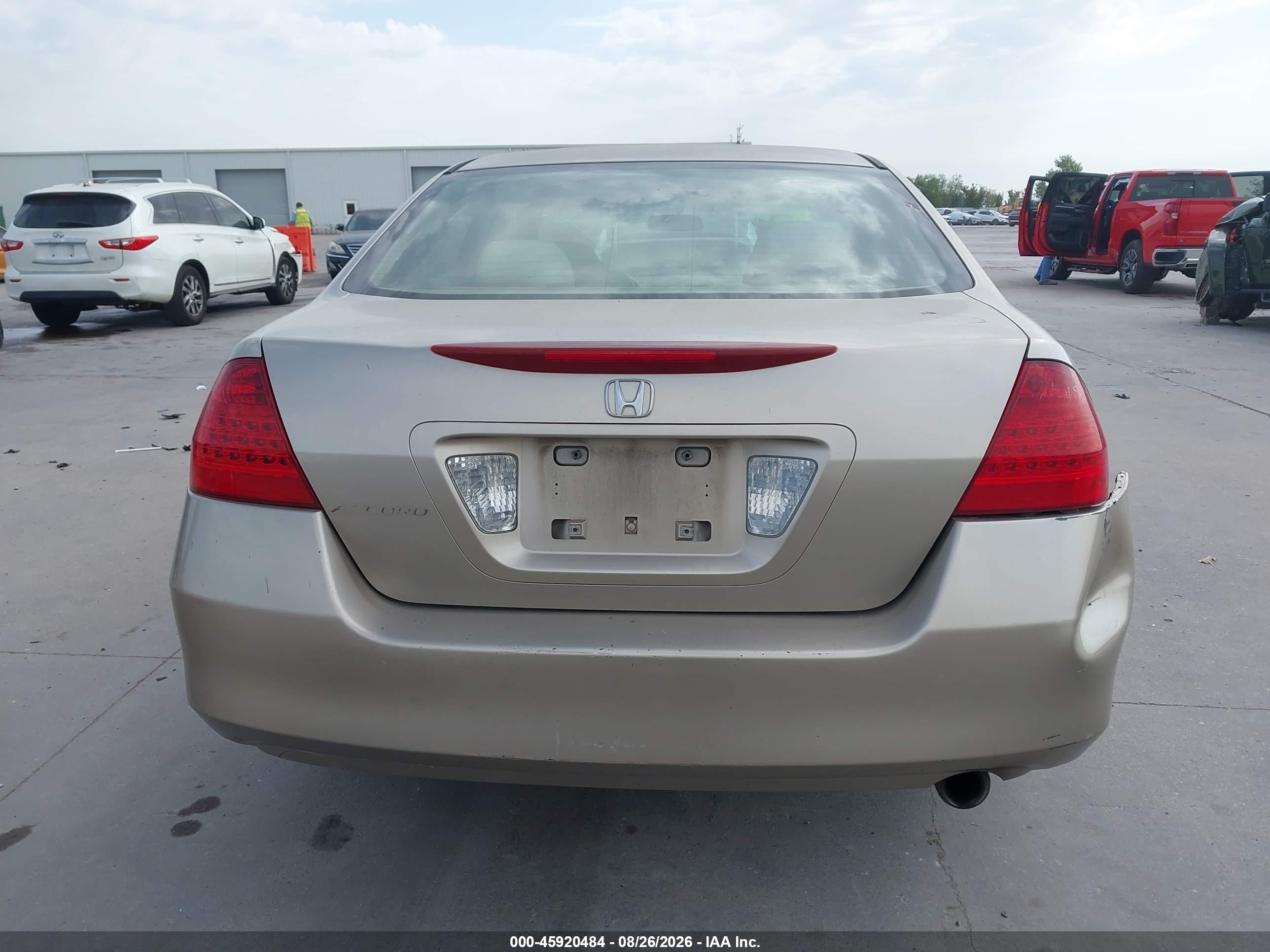 2007 Honda Accord 2.4 Vp Beige vin: JHMCM56157C009346