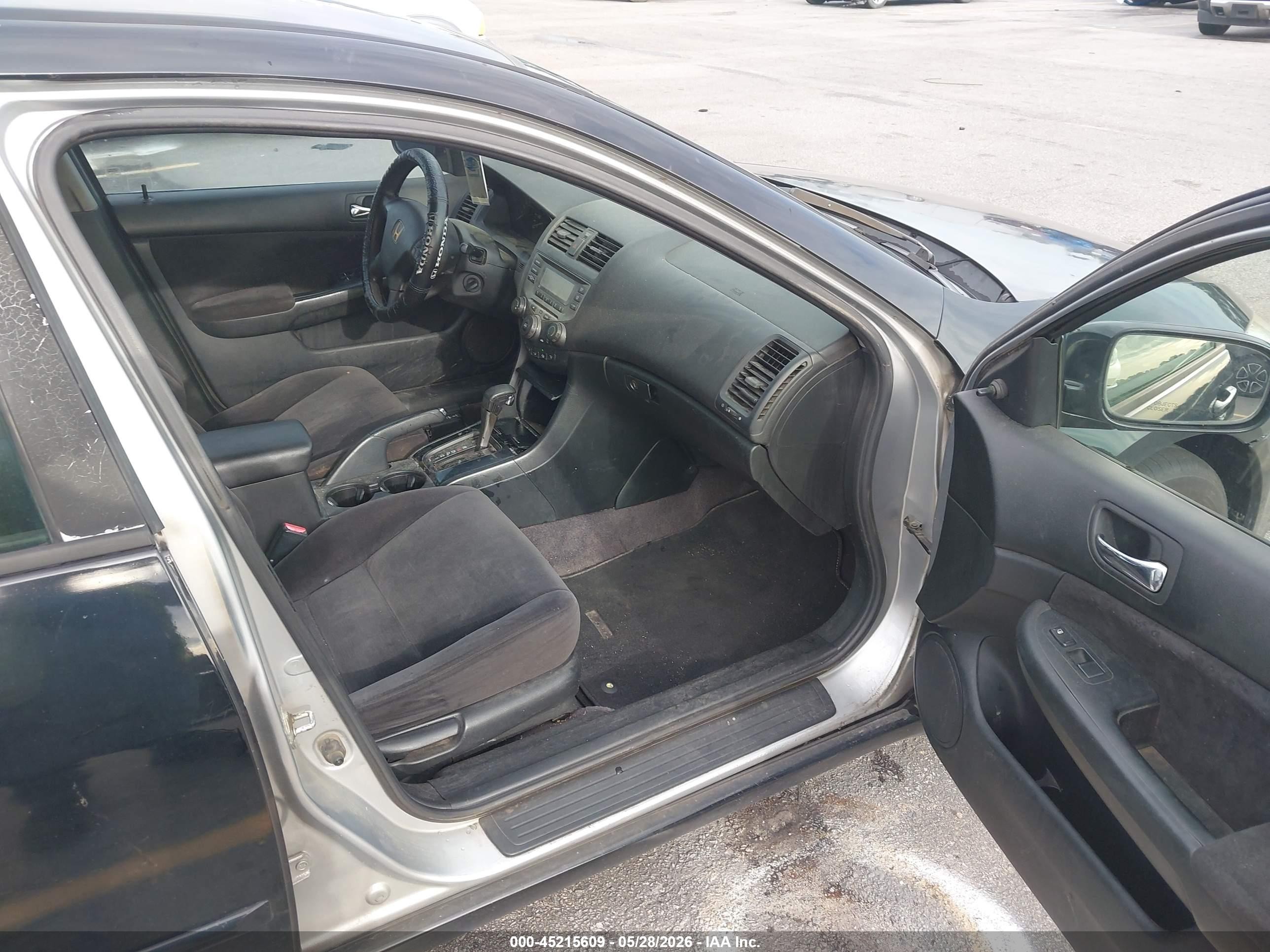 2007 Honda Accord 2.4 Vp Черный vin: JHMCM56167C010909