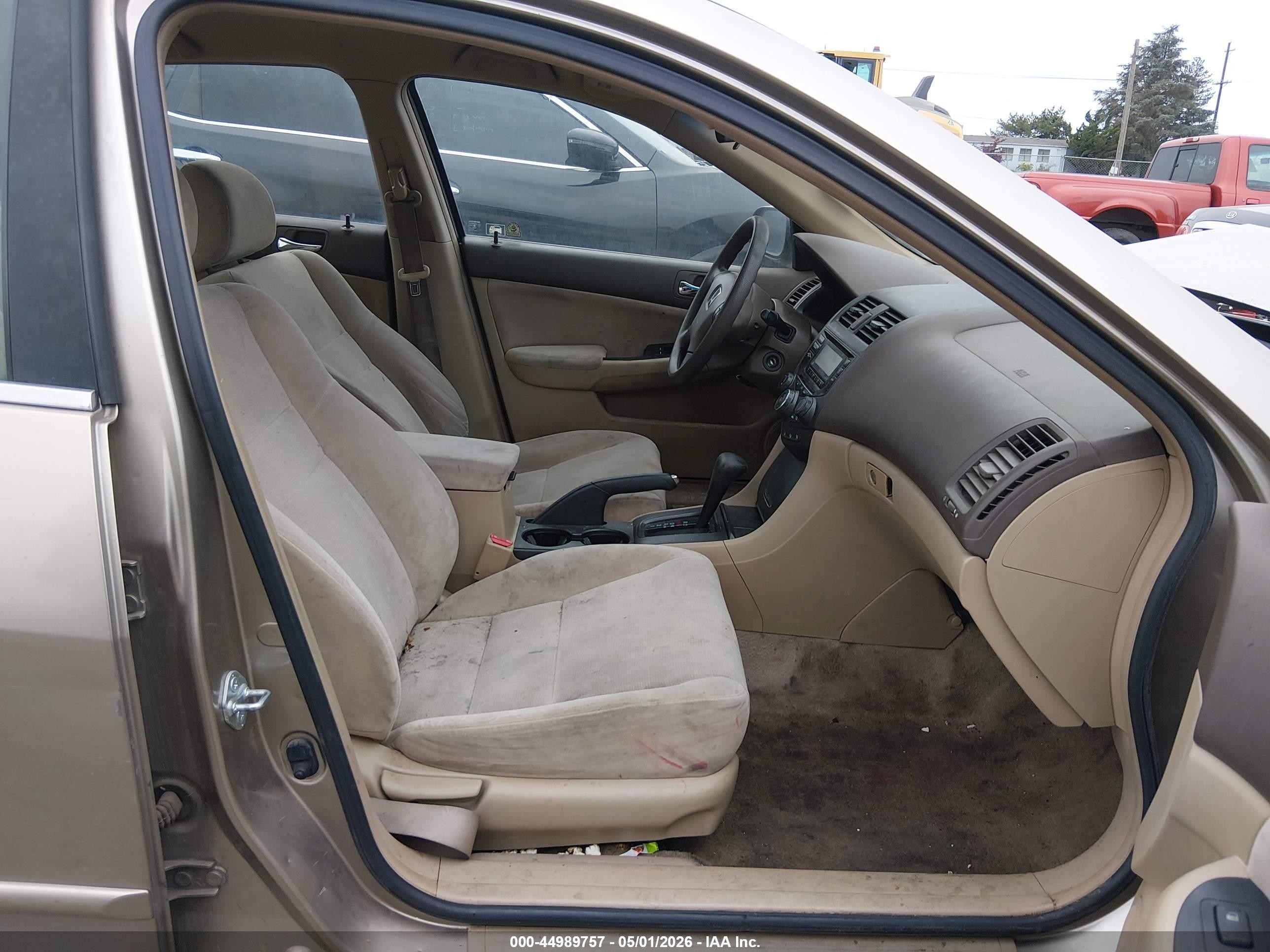 2003 Honda Accord 2.4 Lx Коричневый vin: JHMCM56303C022839