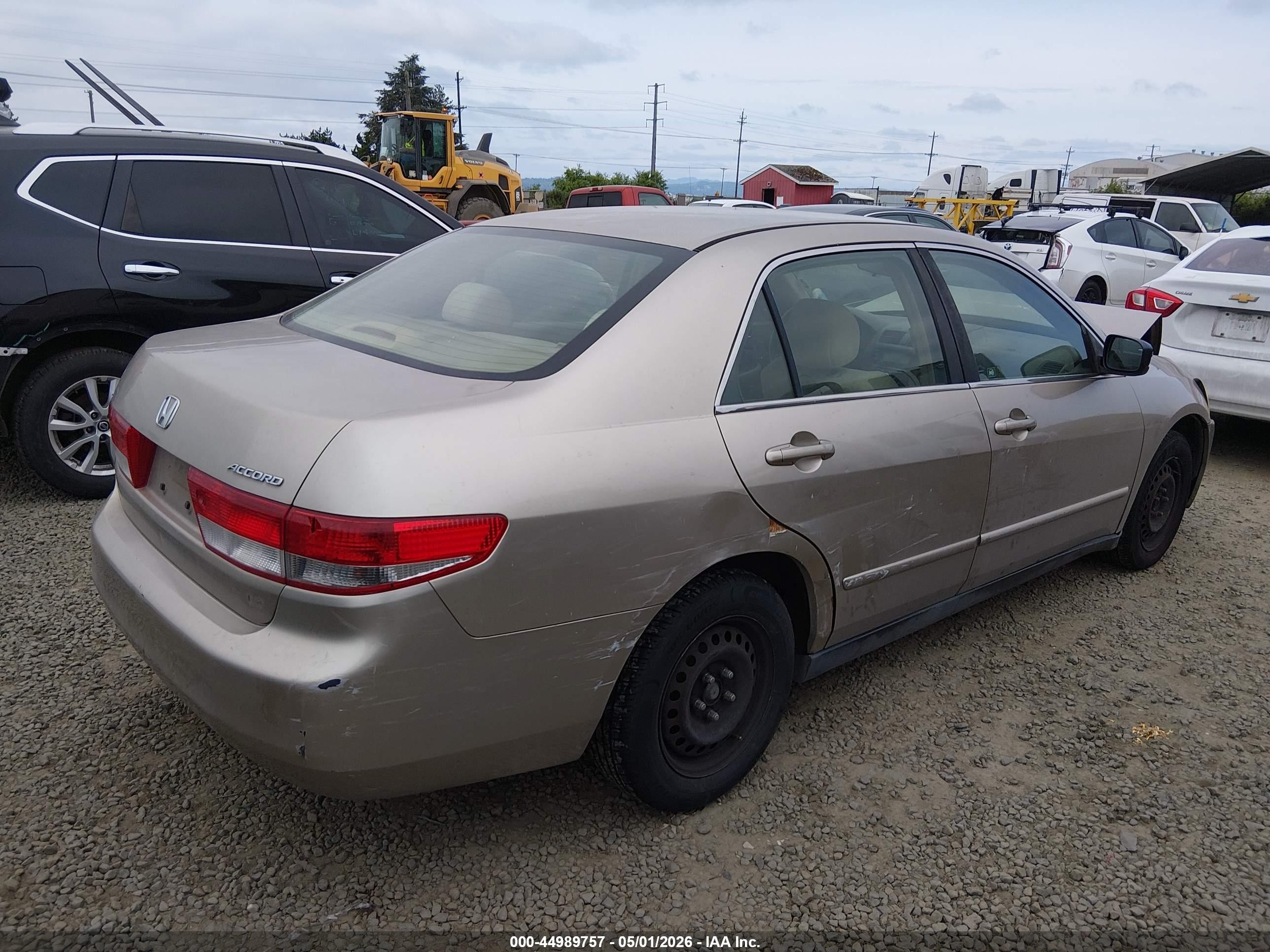 2003 Honda Accord 2.4 Lx Коричневый vin: JHMCM56303C022839