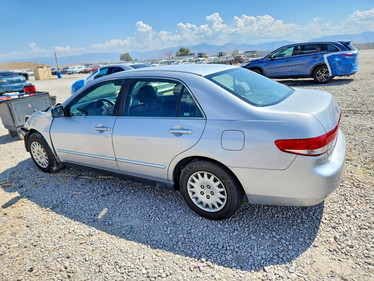 2004 Honda Accord Lx Silver vin: JHMCM56304C004956