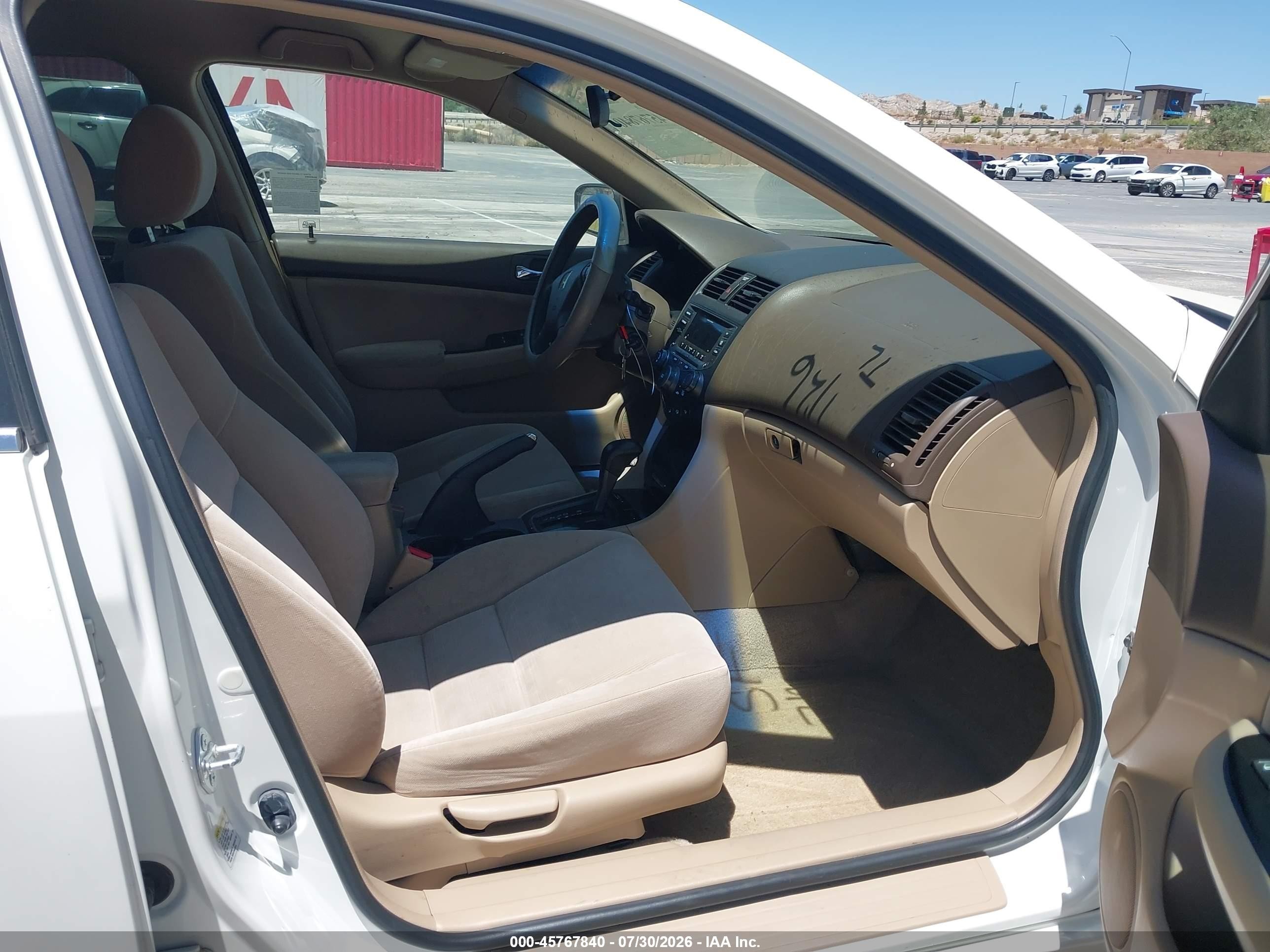 2007 Honda Accord 2.4 Se White vin: JHMCM56307C021700