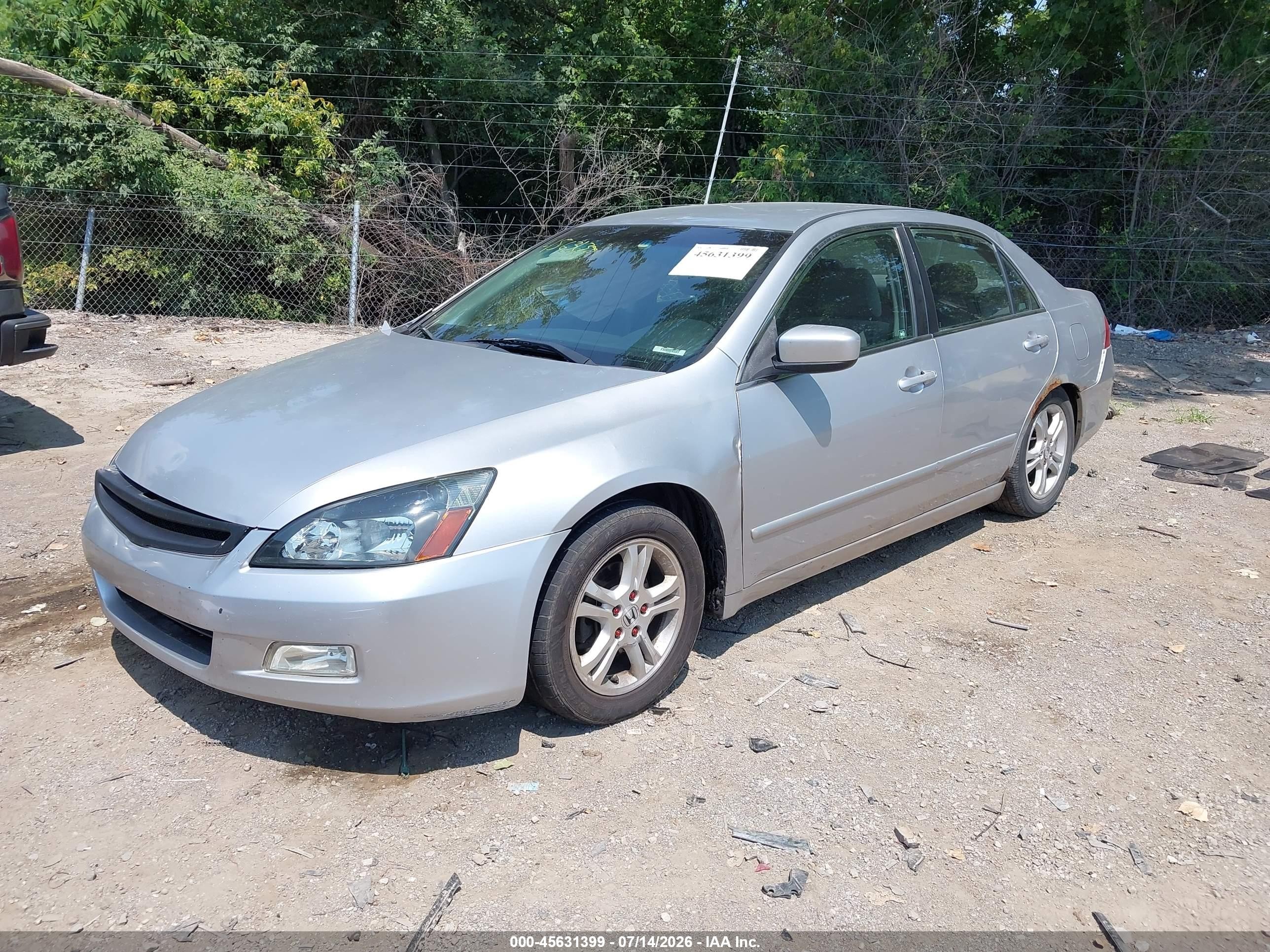 2007 Honda Accord 2.4 Se Silver vin: JHMCM56337C009735