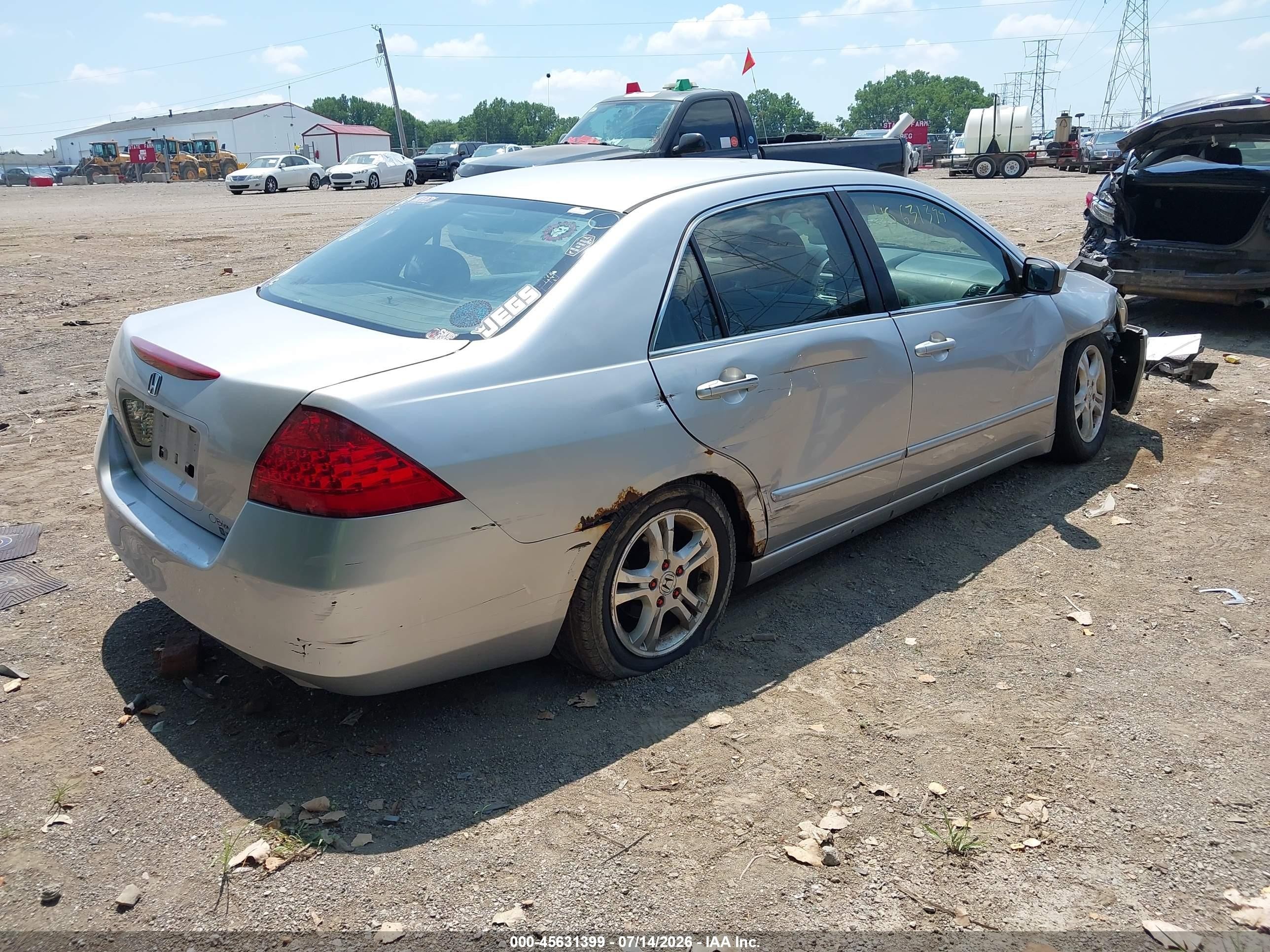 2007 Honda Accord 2.4 Se Silver vin: JHMCM56337C009735
