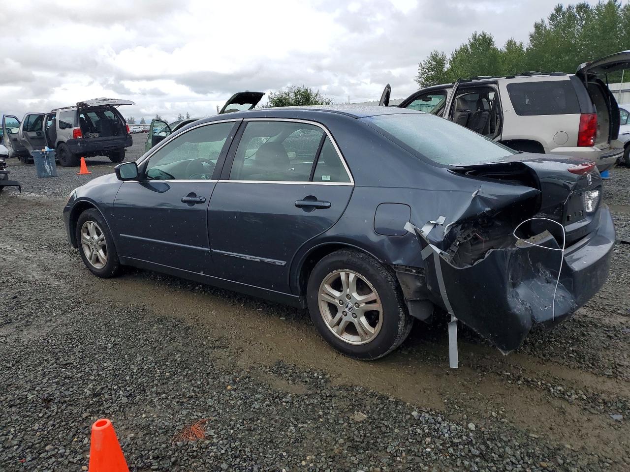 2007 Honda Accord Se Blue vin: JHMCM56337C013381