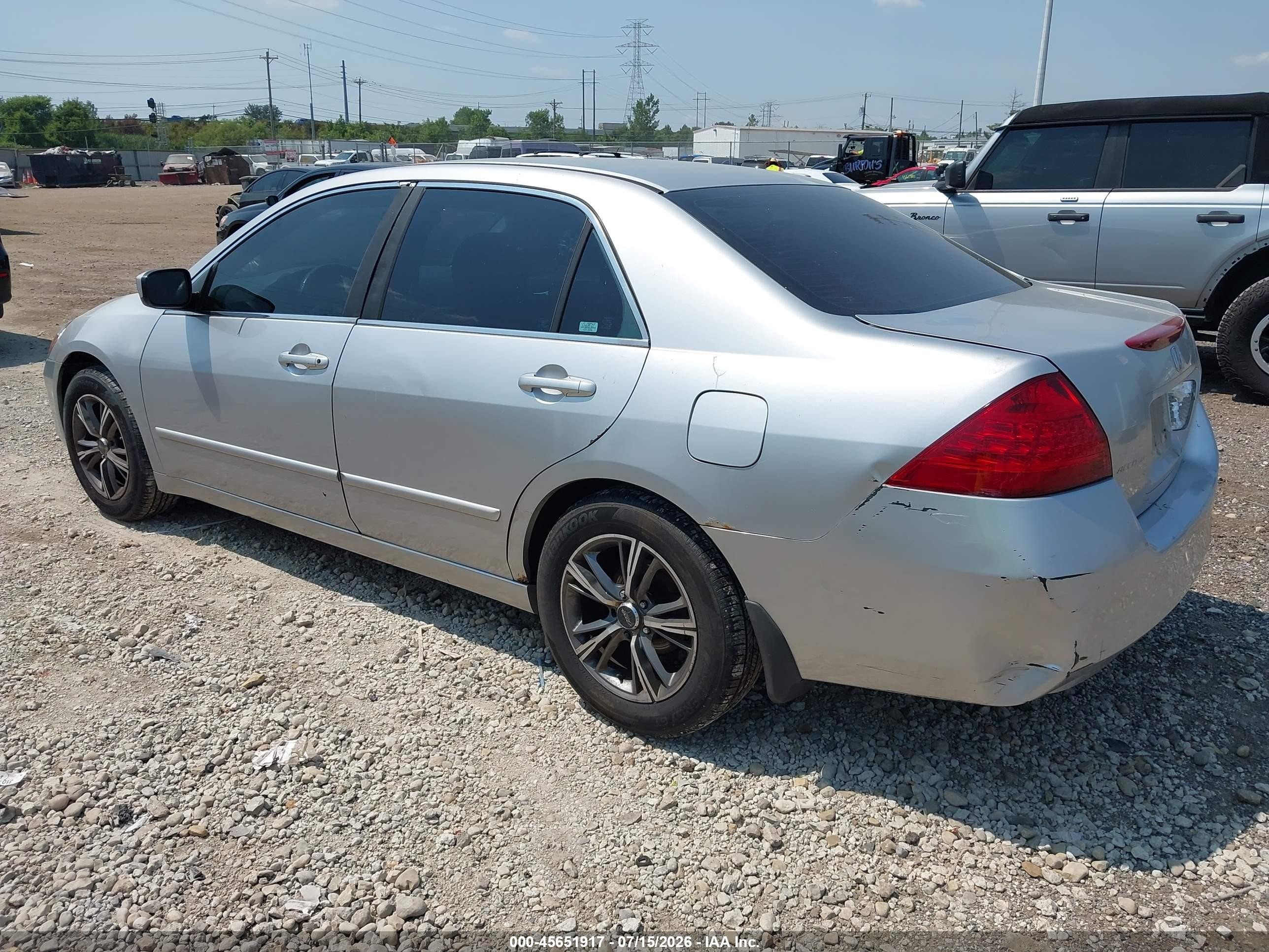 2007 Honda Accord 2.4 Se Silver vin: JHMCM56347C005192