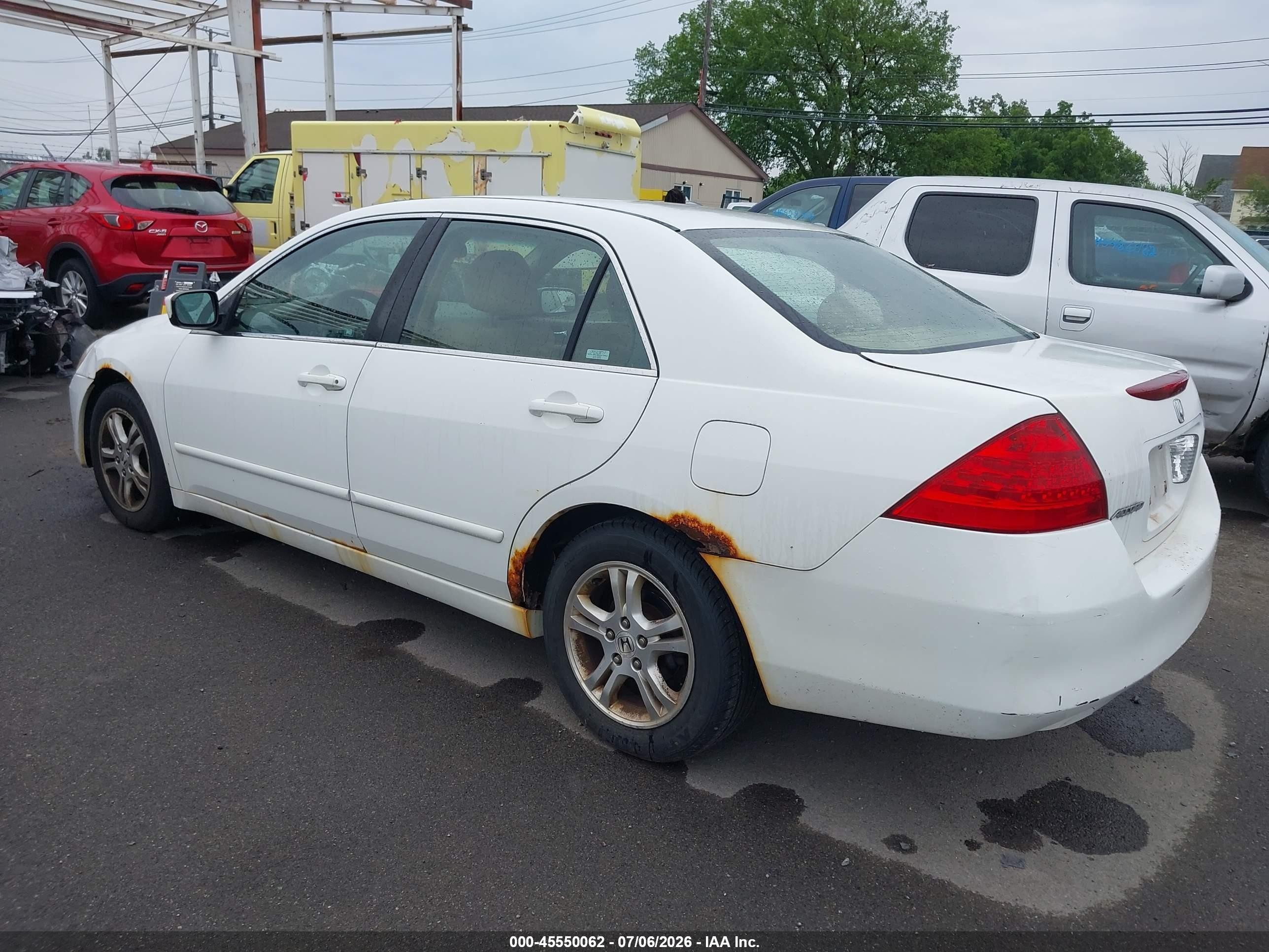 2007 Honda Accord 2.4 Se Белый vin: JHMCM56347C012322